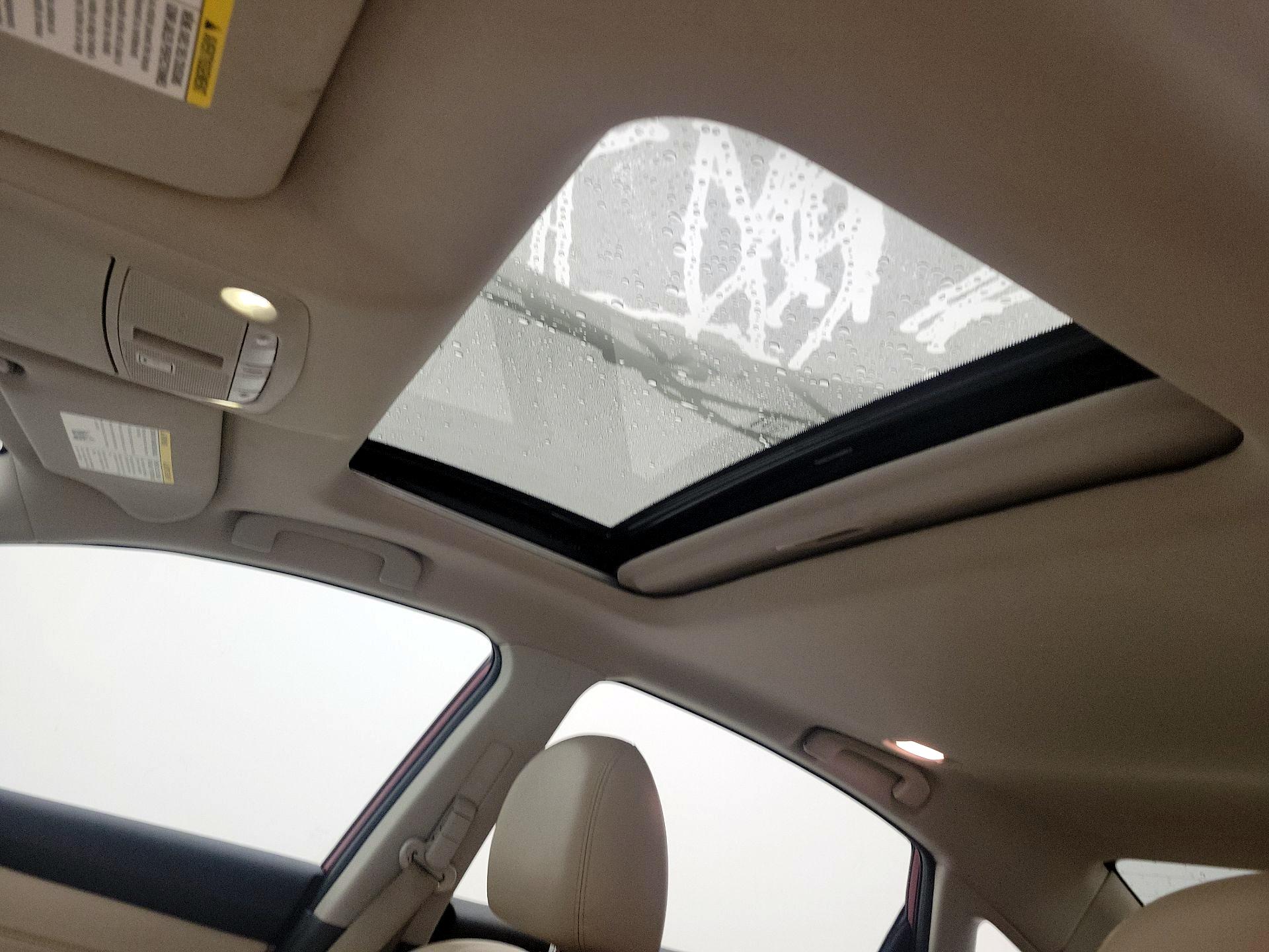 Thumbnail: 2017 Nissan Altima - 20