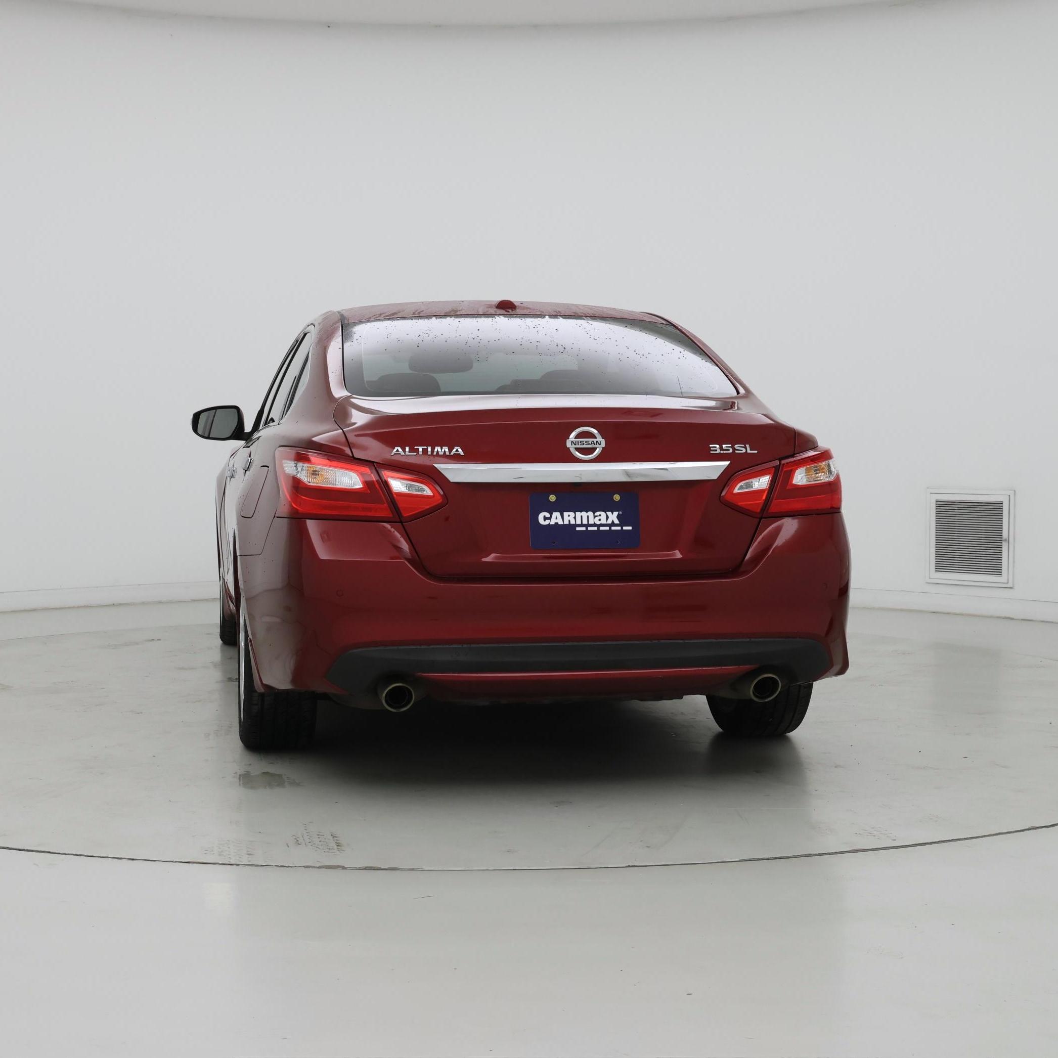 Thumbnail: 2017 Nissan Altima - 6