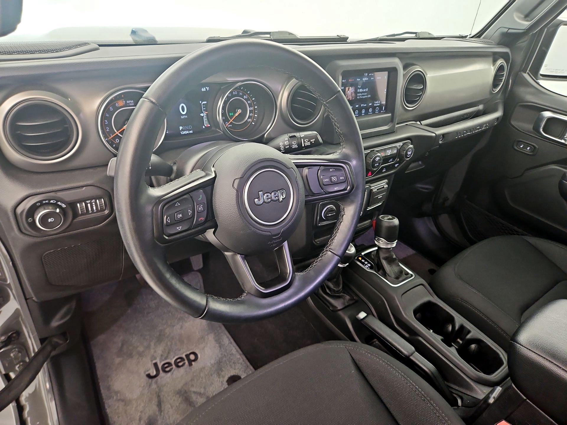 Thumbnail: 2021 Jeep Wrangler - 9