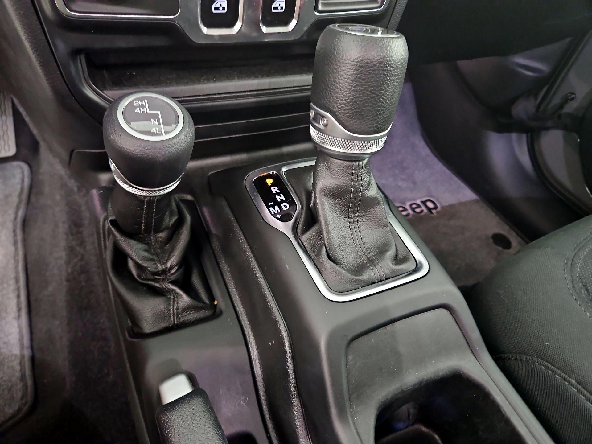 Thumbnail: 2021 Jeep Wrangler - 17