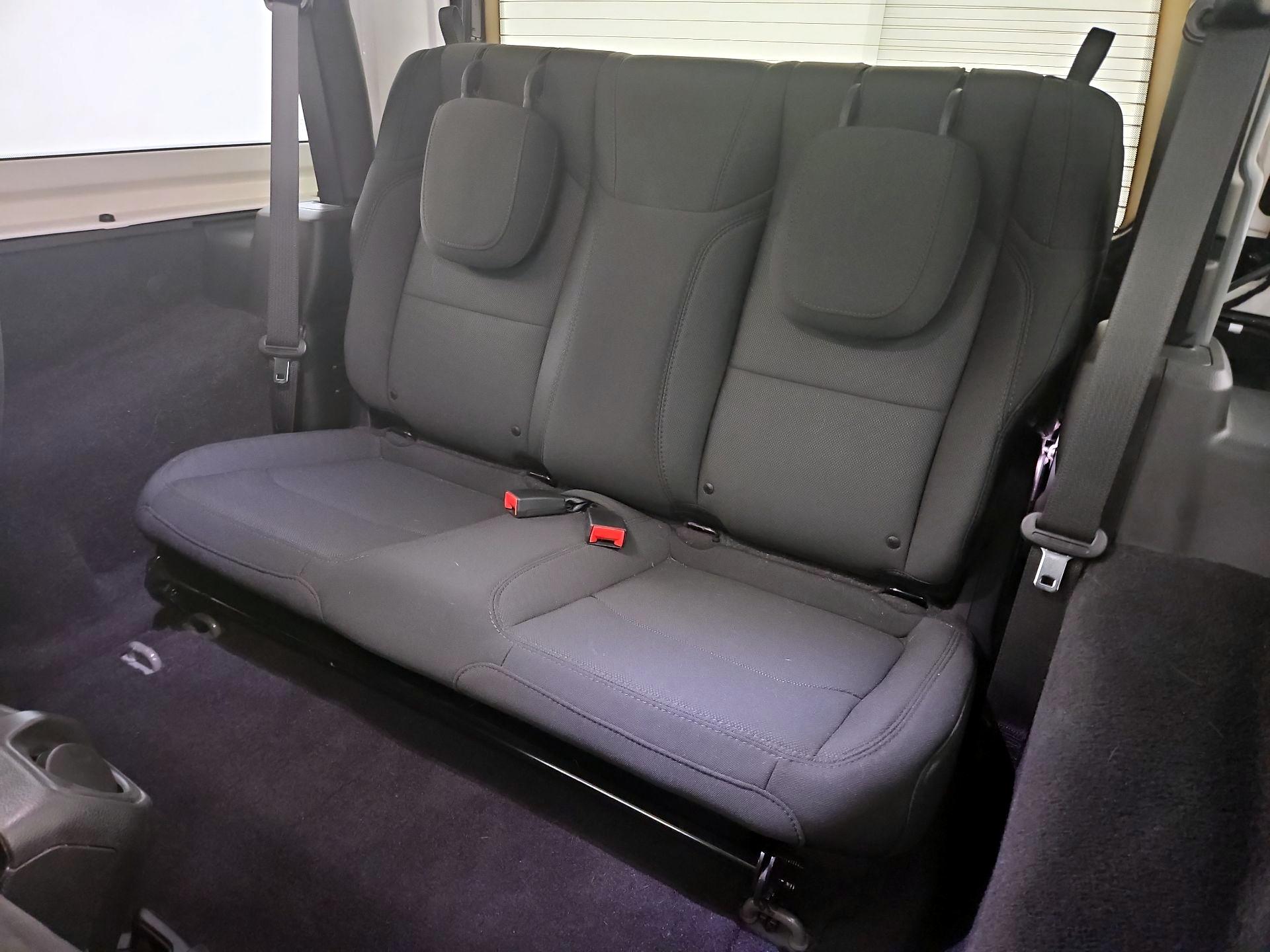 Thumbnail: 2021 Jeep Wrangler - 19