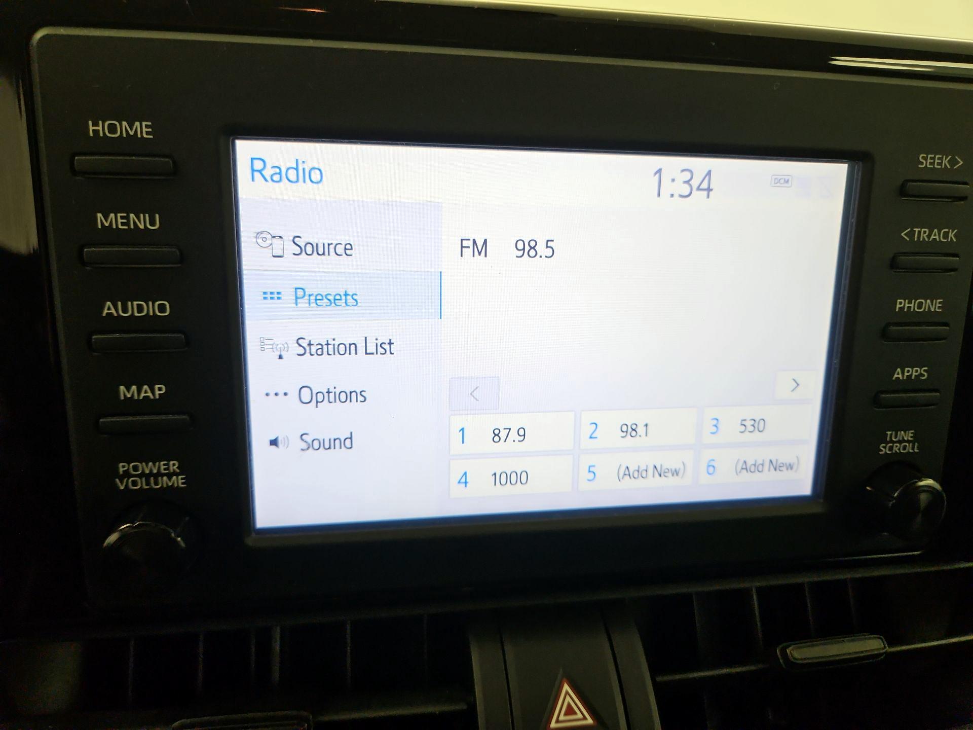 Thumbnail: 2019 Toyota RAV4 - 15