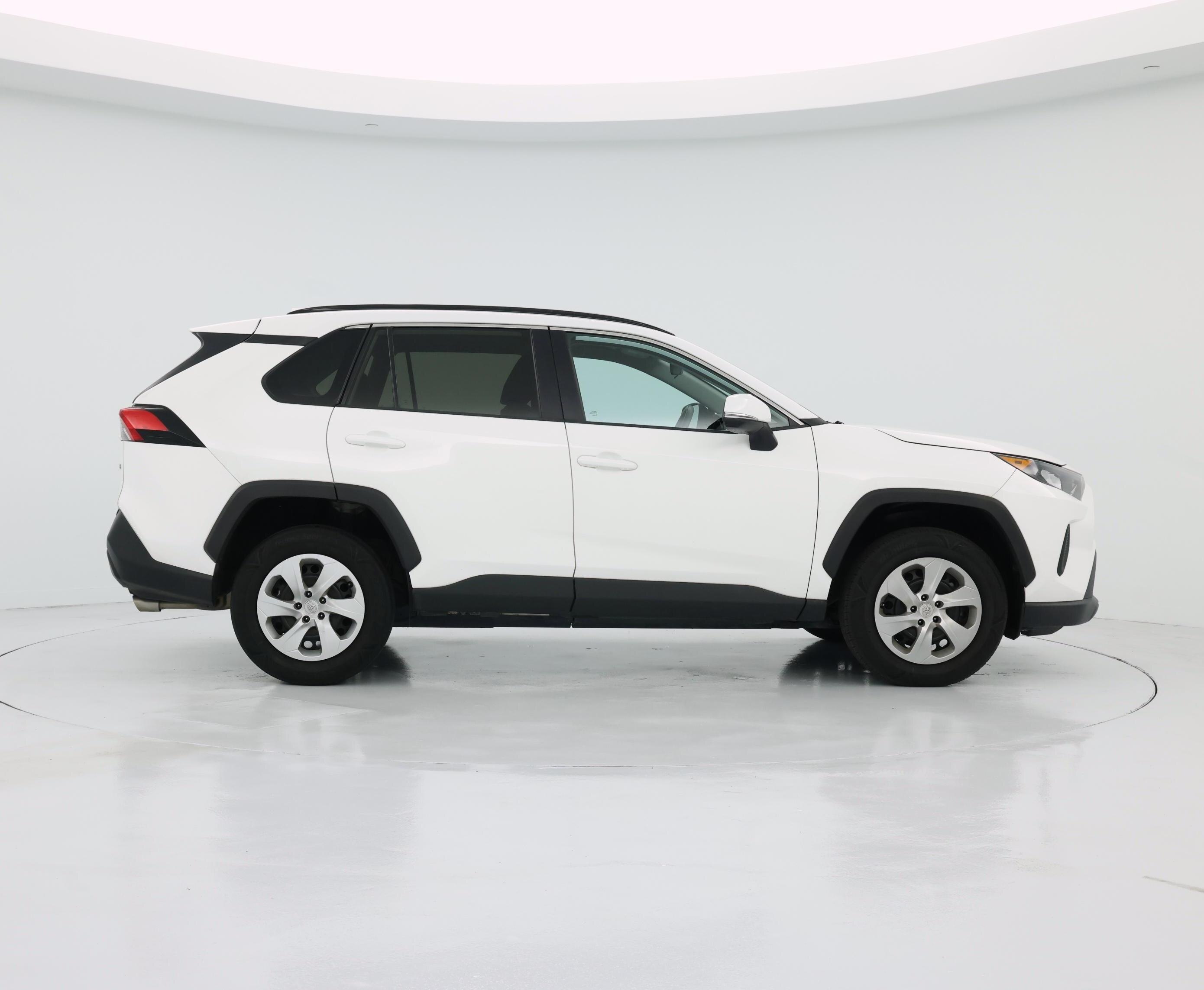 Thumbnail: 2019 Toyota RAV4 - 7