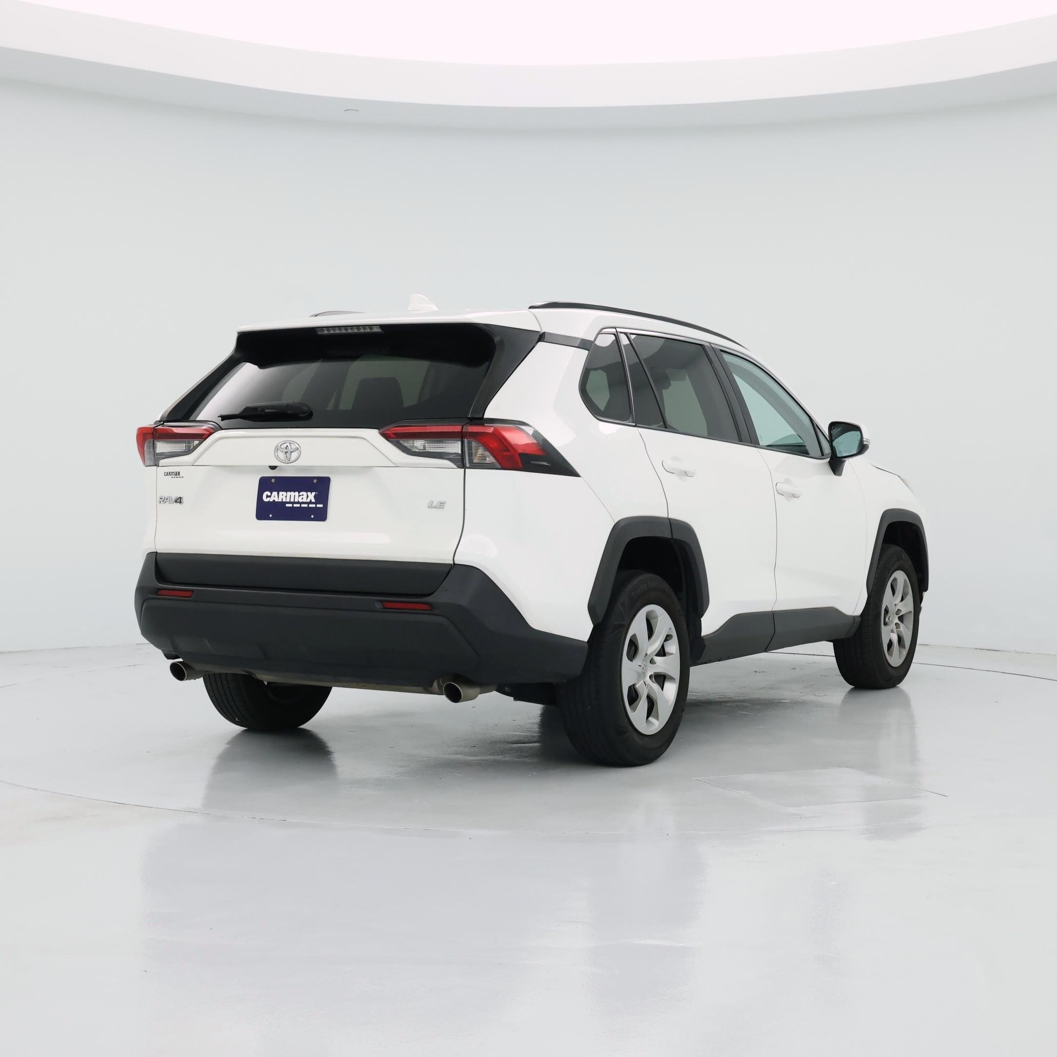 Thumbnail: 2019 Toyota RAV4 - 8