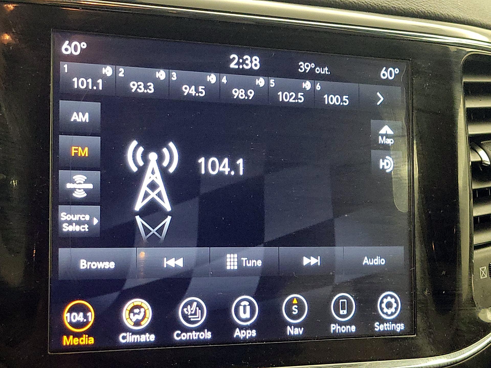 Thumbnail: 2021 Jeep Grand Cherokee - 16