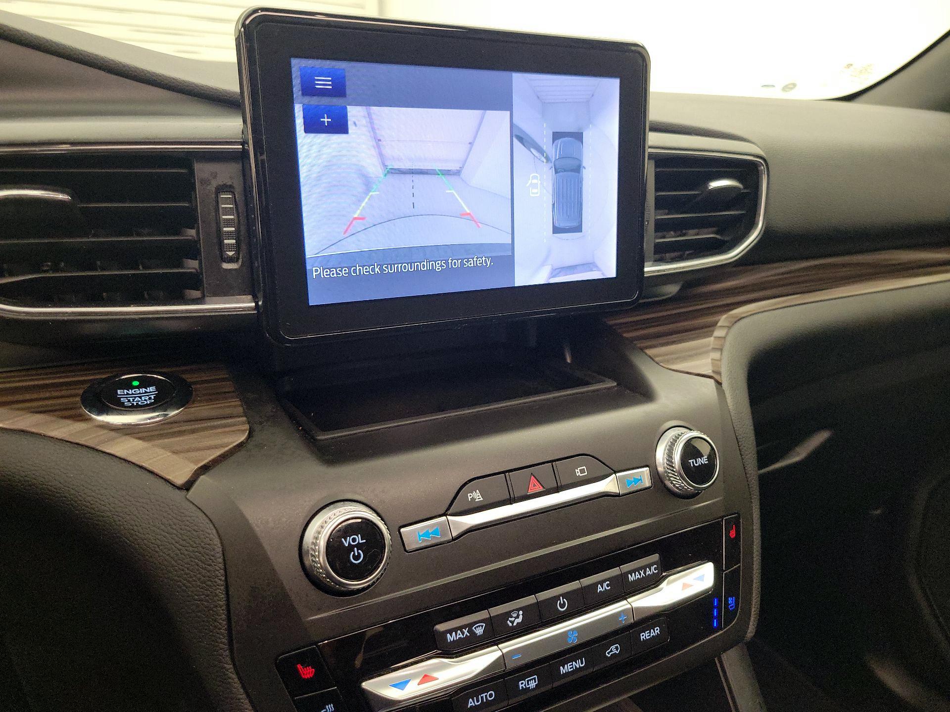 Thumbnail: 2020 Ford Explorer - 15