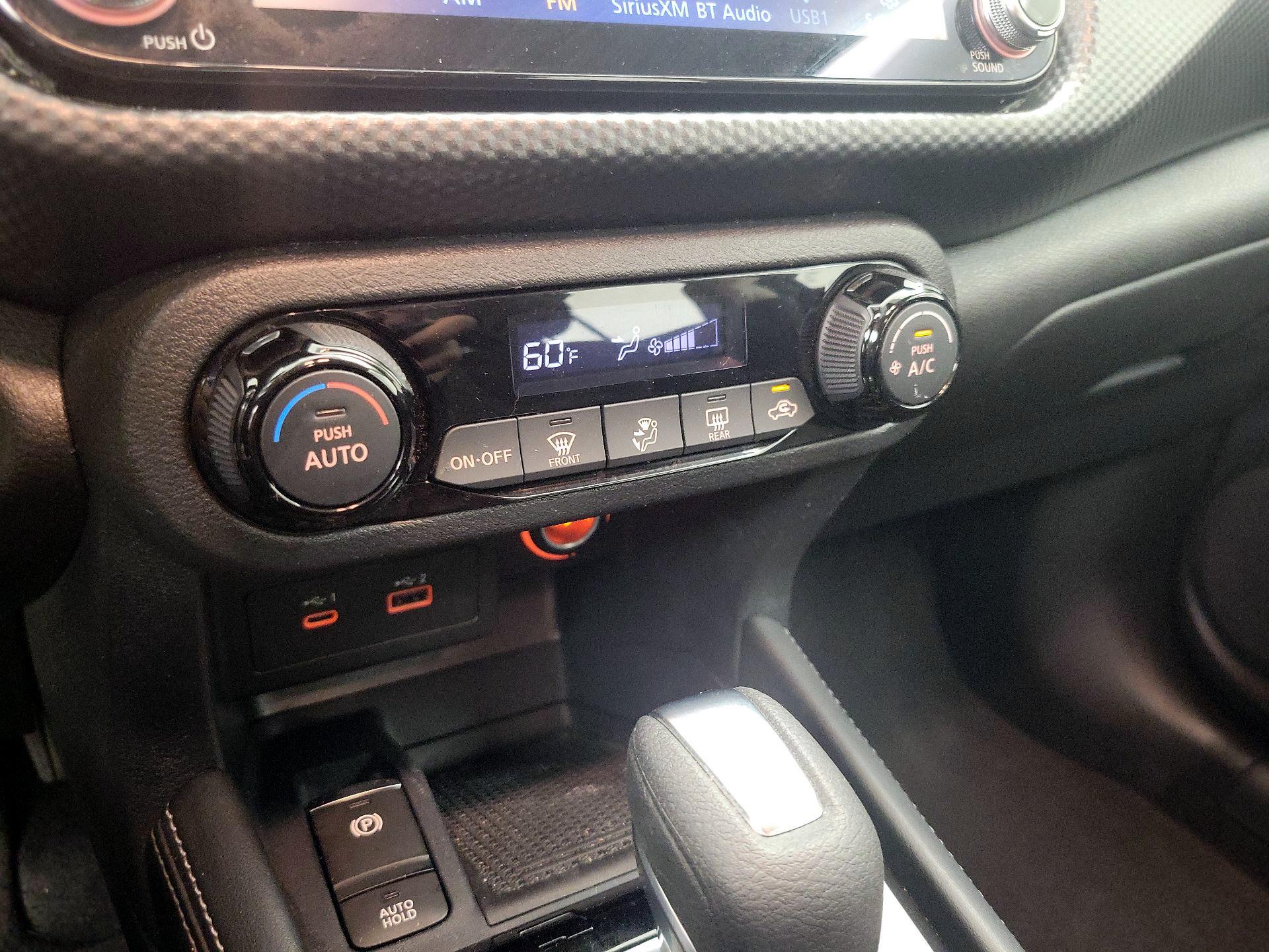 Thumbnail: 2021 Nissan Kicks - 16
