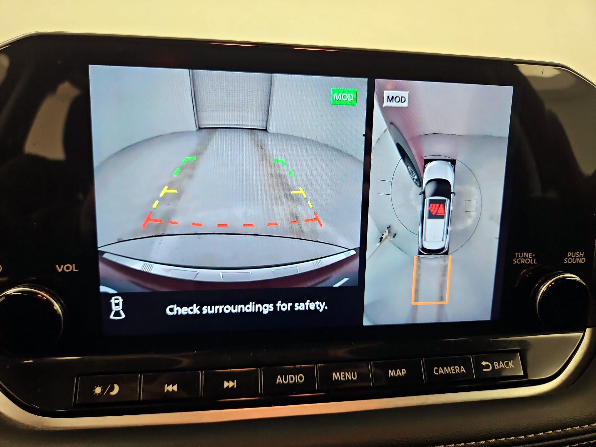 Thumbnail: 2022 Nissan Rogue - 15