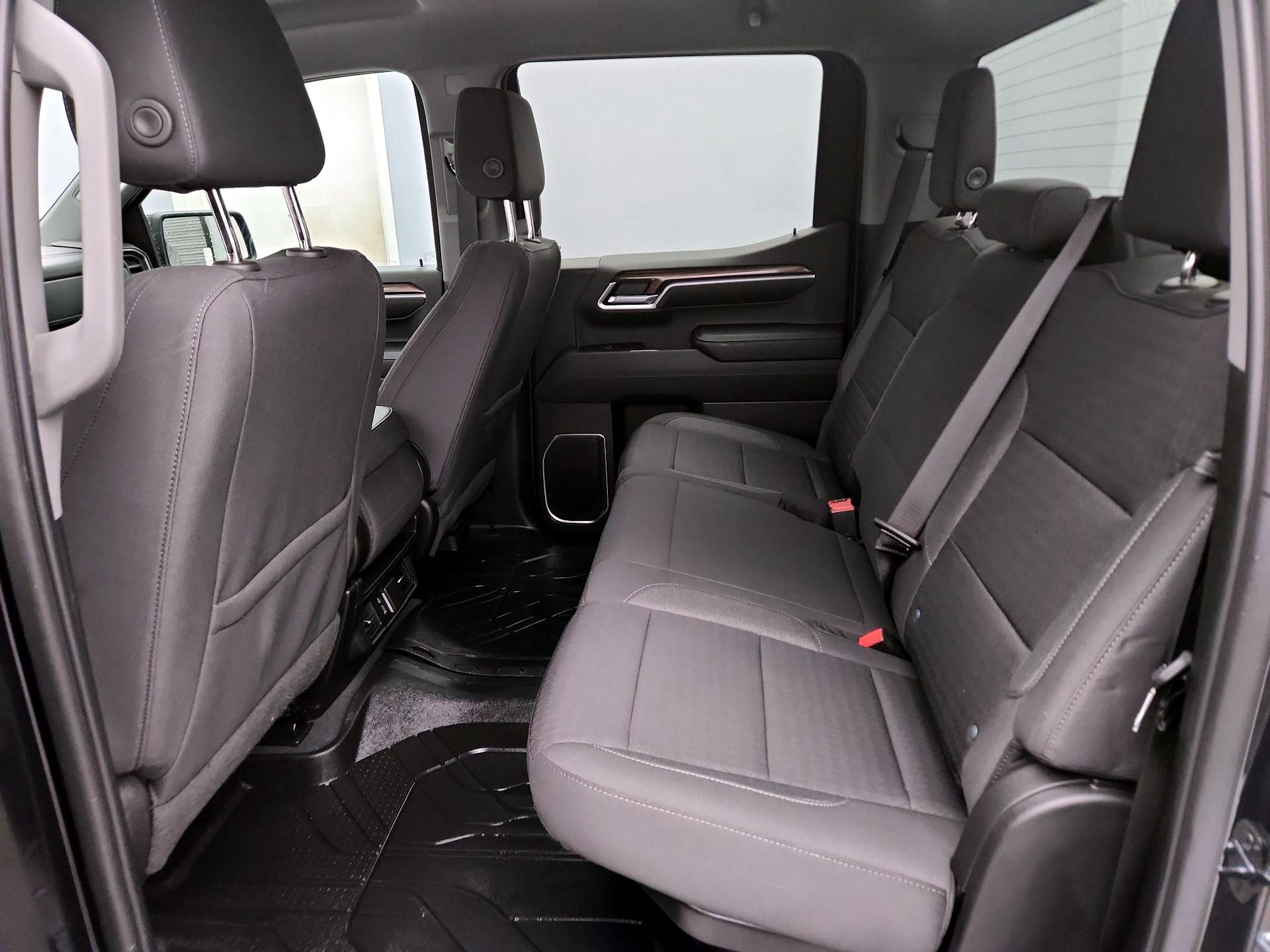 Thumbnail: 2023 Chevrolet Silverado 1500 - 19
