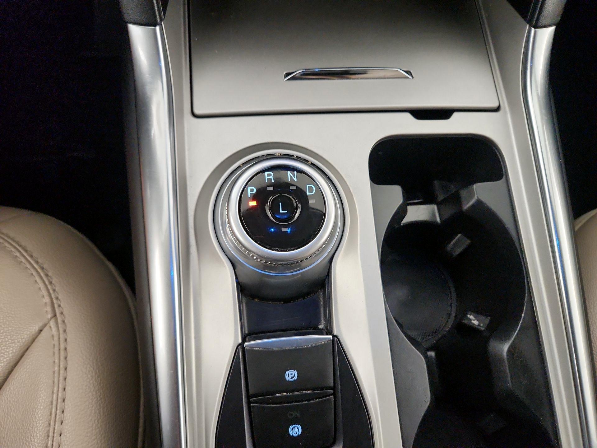 Thumbnail: 2023 Ford Explorer - 18
