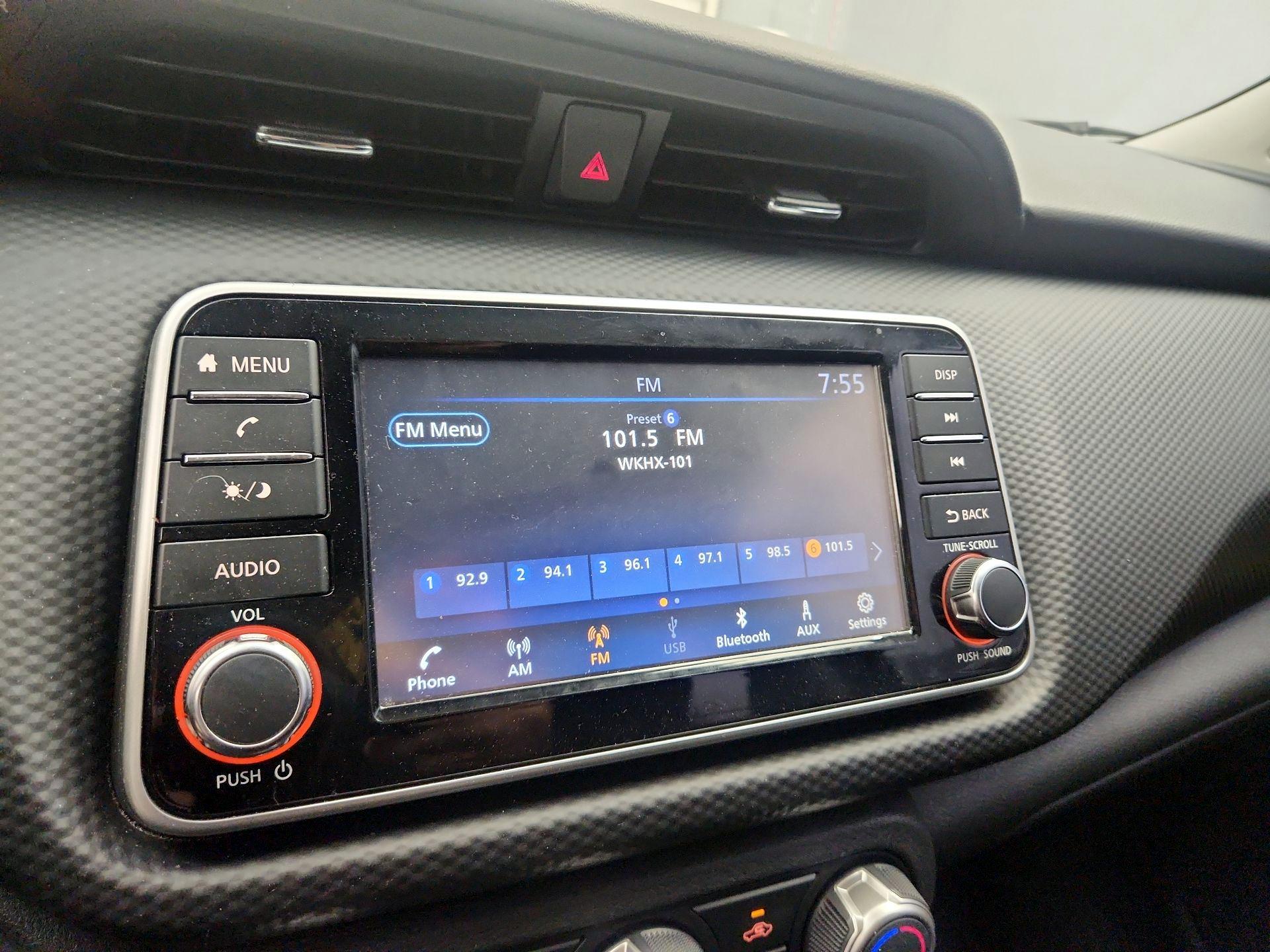 Thumbnail: 2025 Nissan Kicks - 15