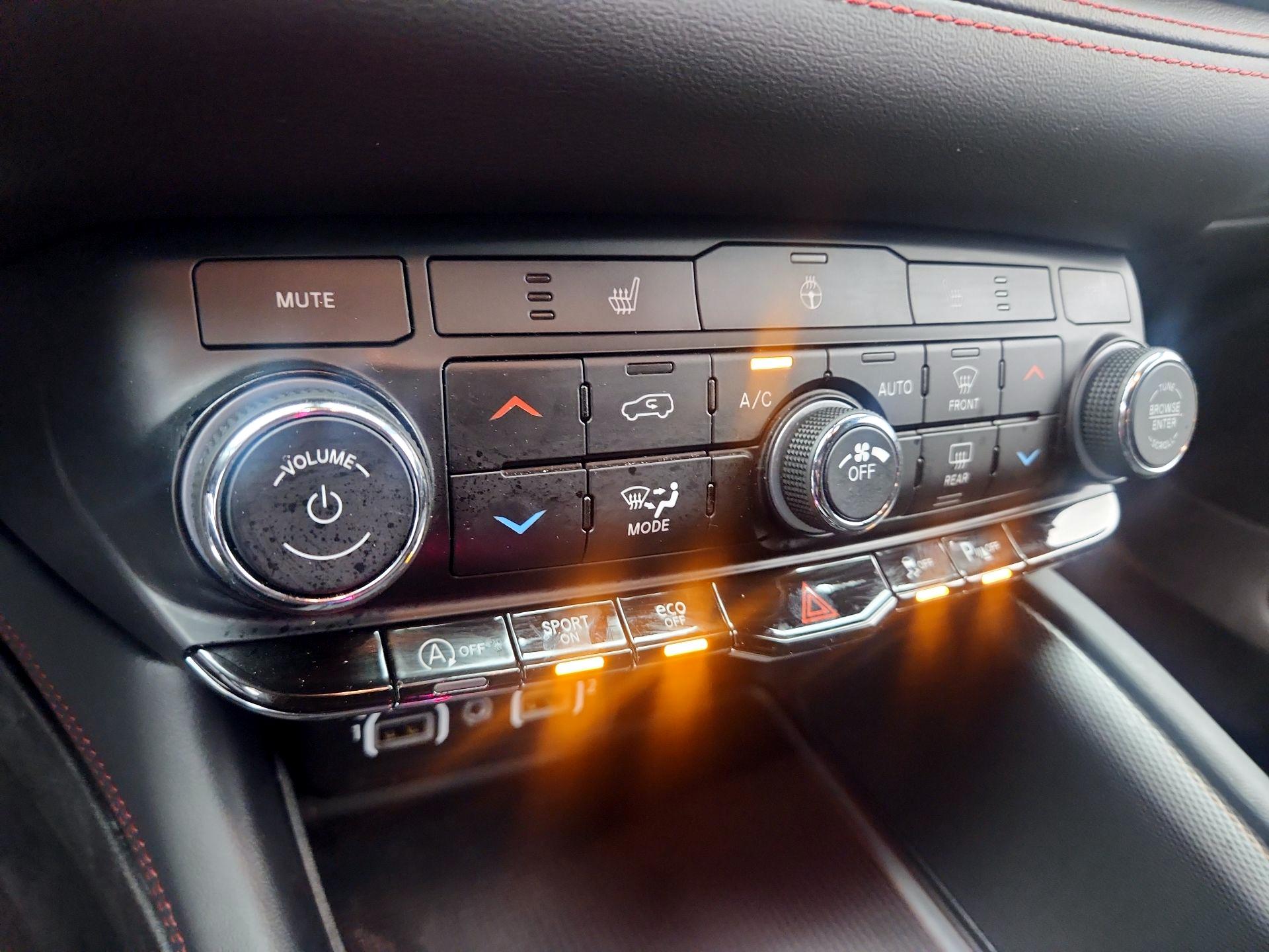 Thumbnail: 2025 Dodge Durango - 16