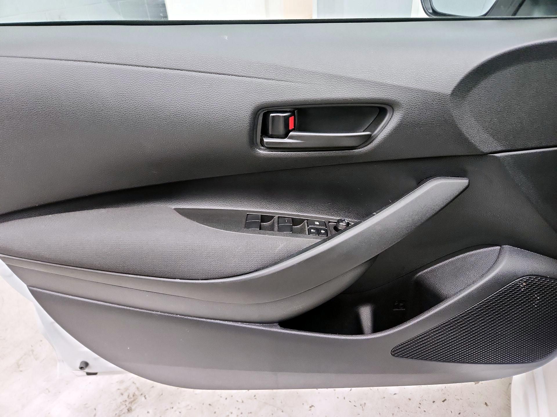 Thumbnail: 2025 Toyota Corolla - 12