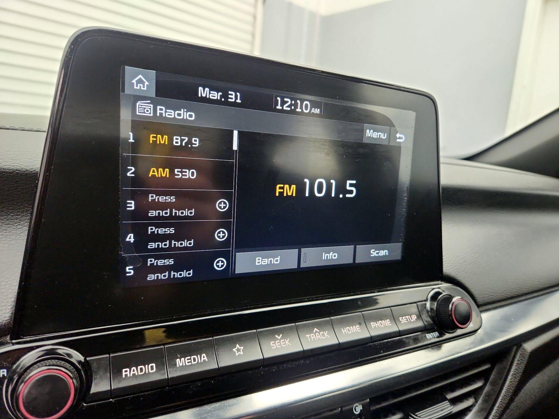 Thumbnail: 2020 Kia Forte - 15