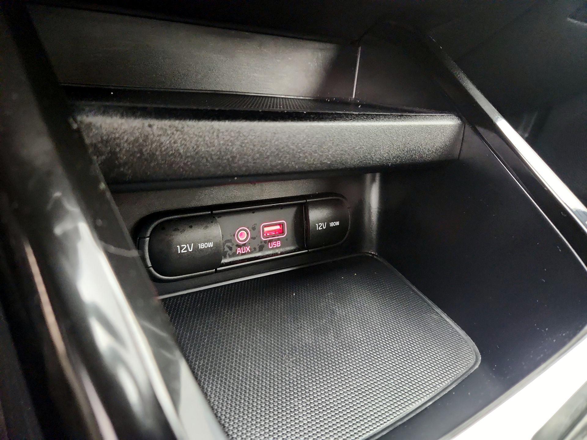 Thumbnail: 2020 Kia Forte - 18