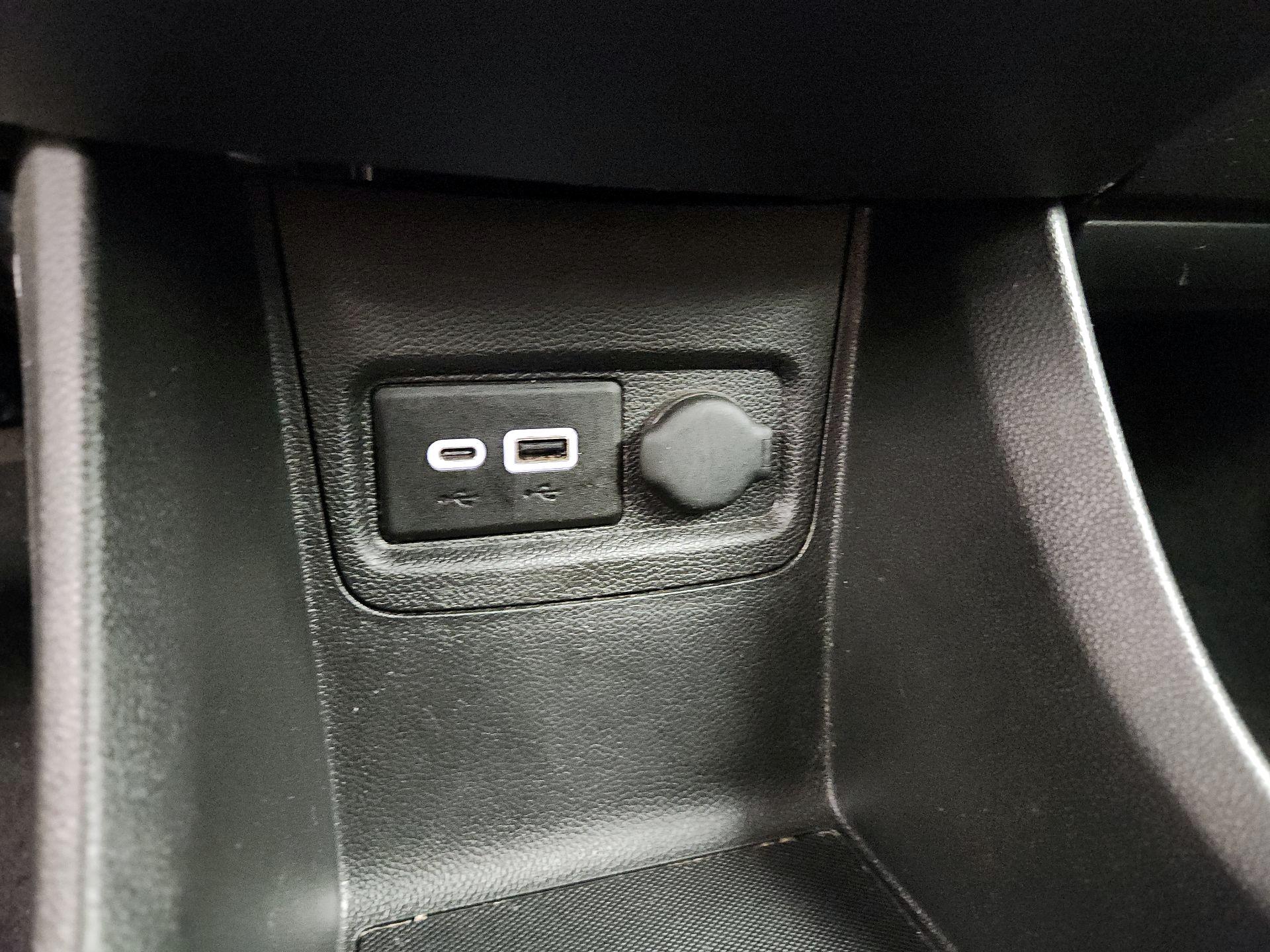 Thumbnail: 2021 Chevrolet Spark - 18