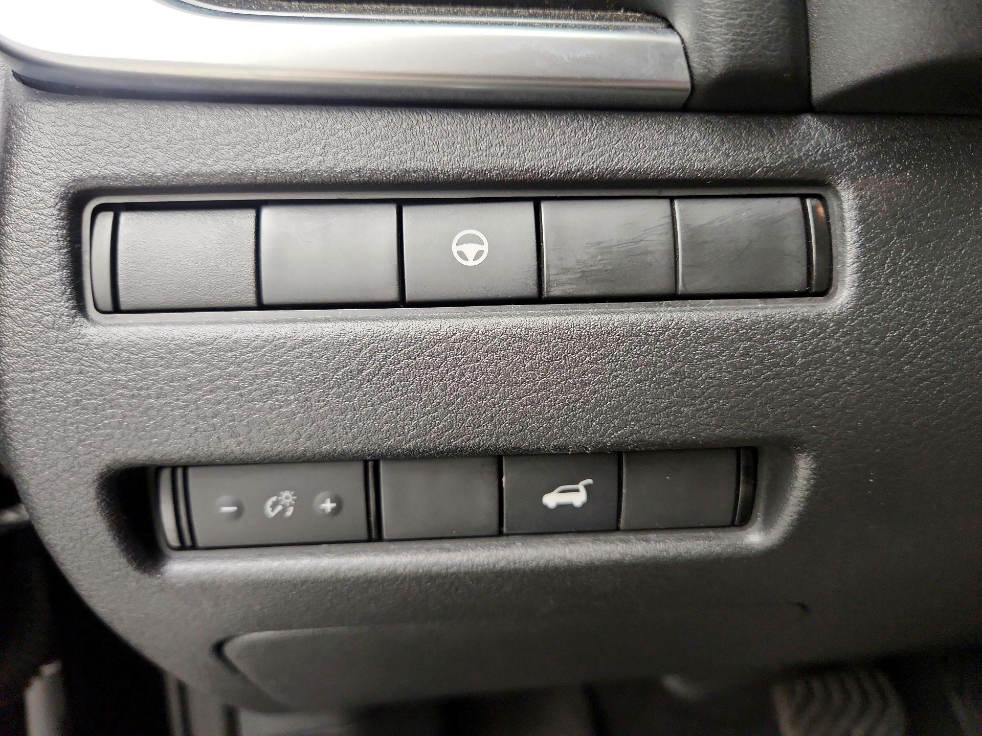 Thumbnail: 2022 Nissan Rogue - 13