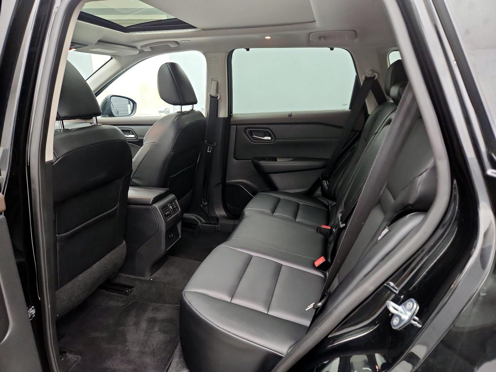 Thumbnail: 2022 Nissan Rogue - 20