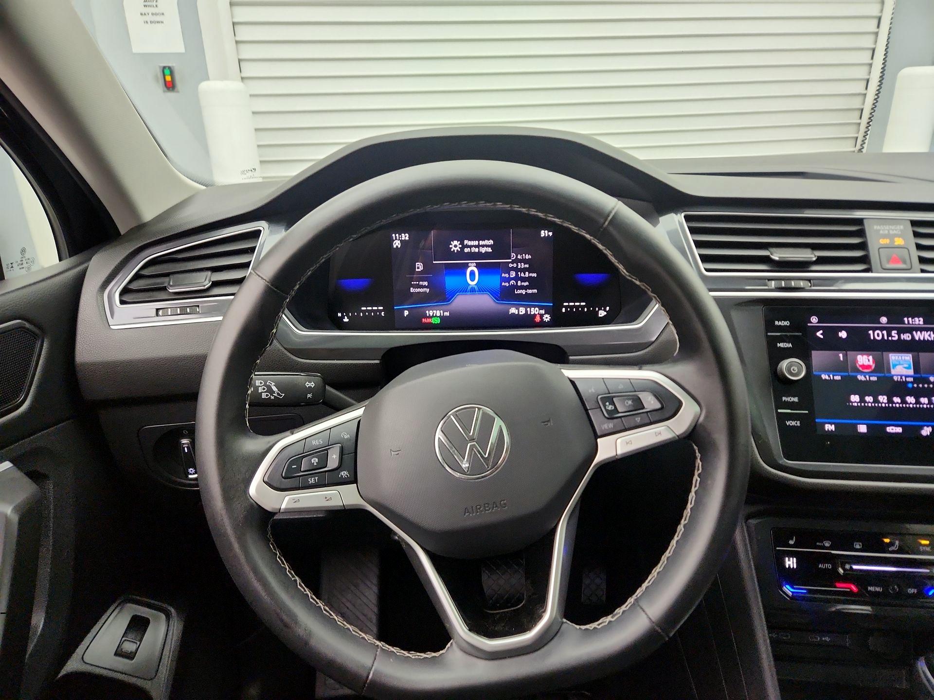 Thumbnail: 2024 Volkswagen Tiguan - 10