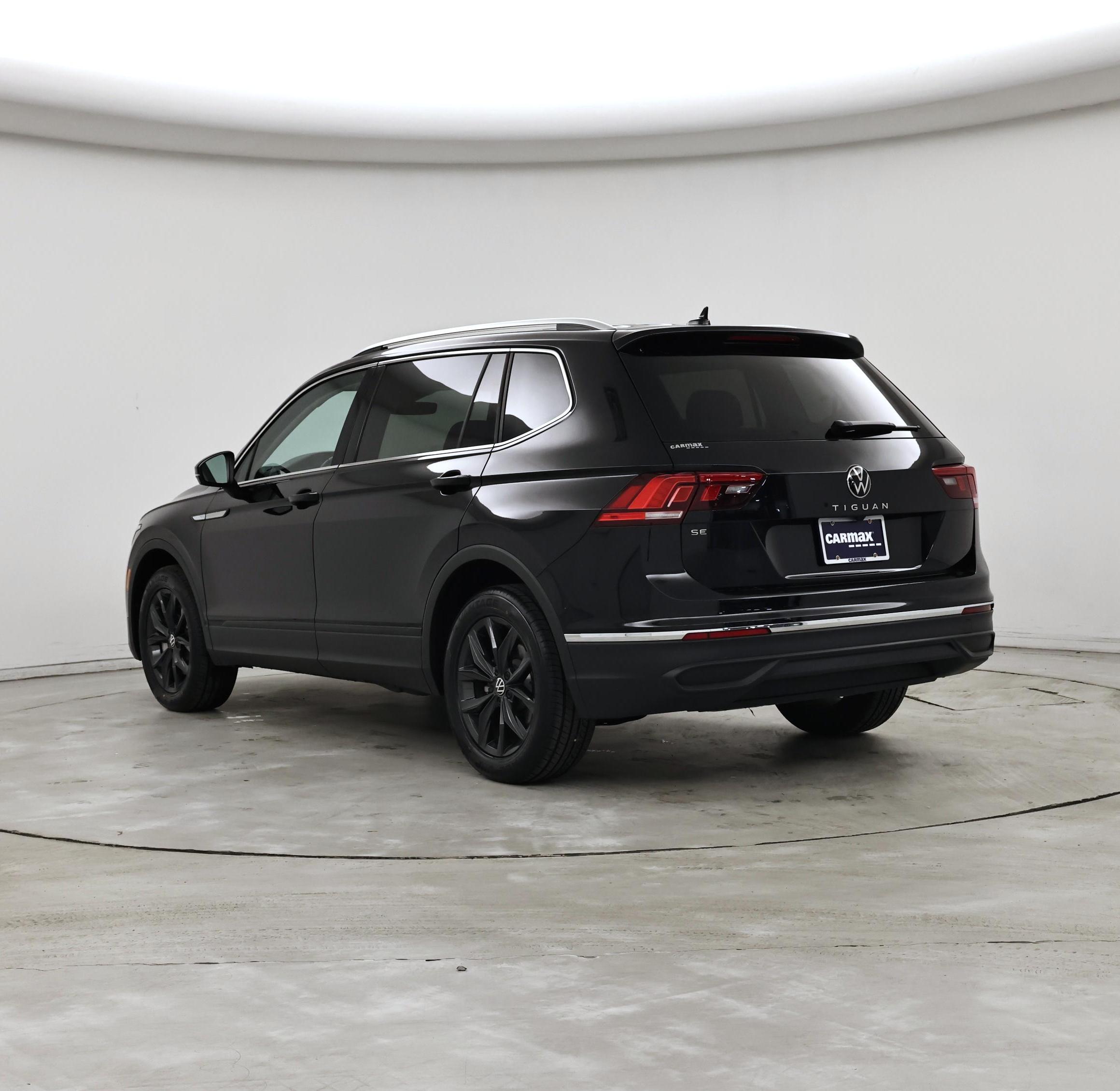 Thumbnail: 2024 Volkswagen Tiguan - 2