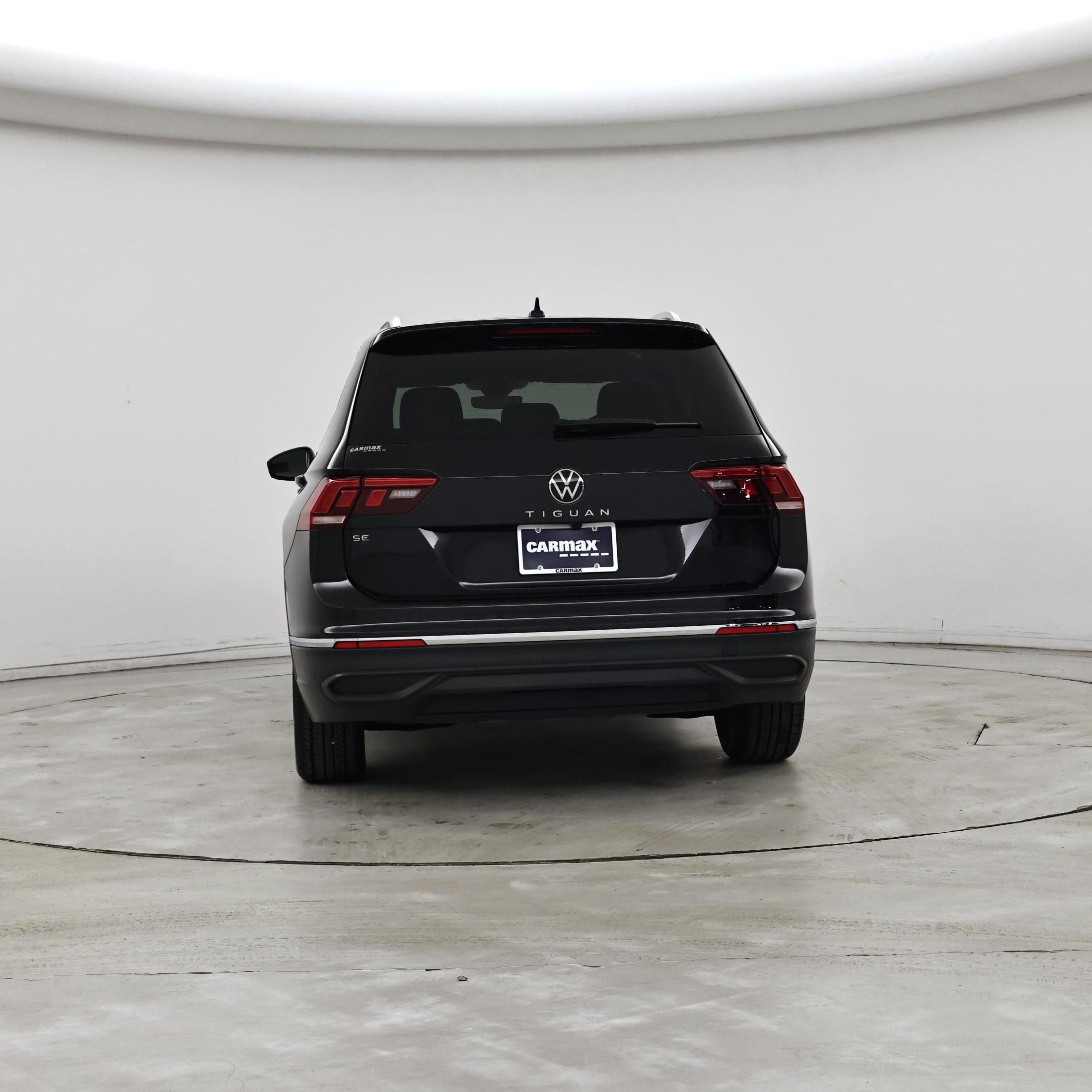 Thumbnail: 2024 Volkswagen Tiguan - 6