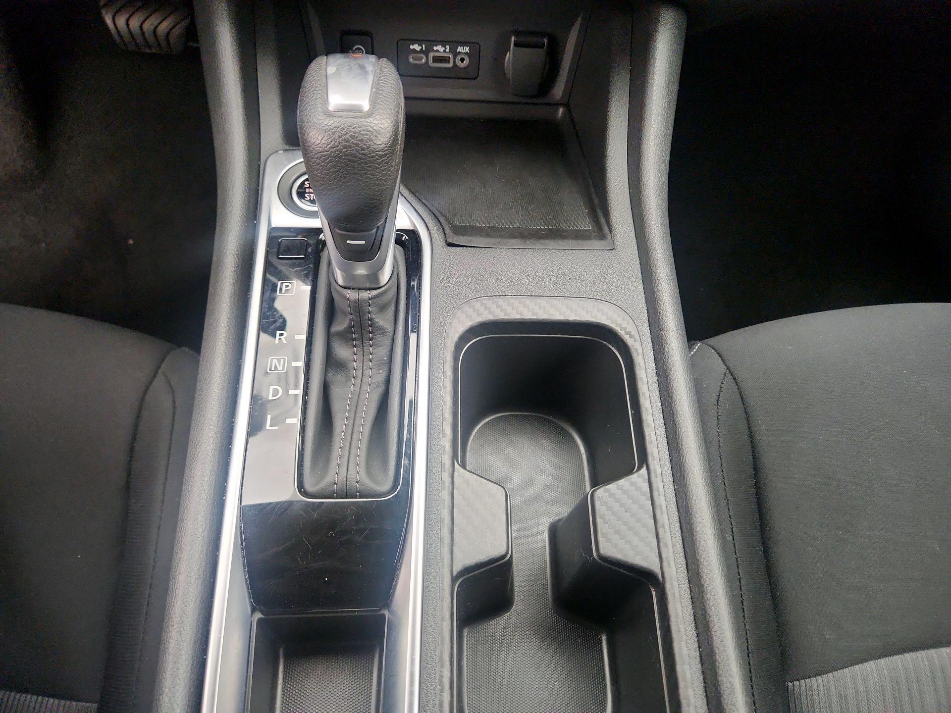 Thumbnail: 2025 Nissan Sentra - 17