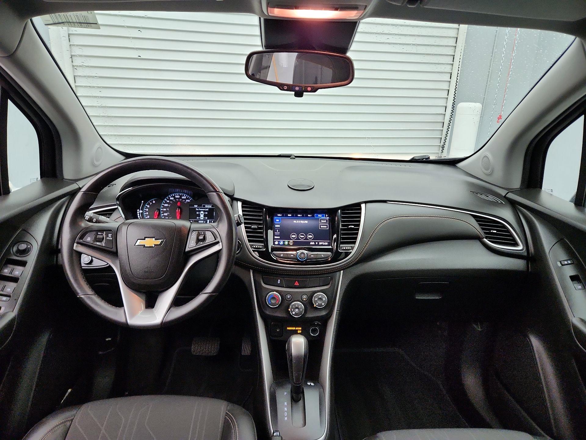 Thumbnail: 2022 Chevrolet Trax - 9