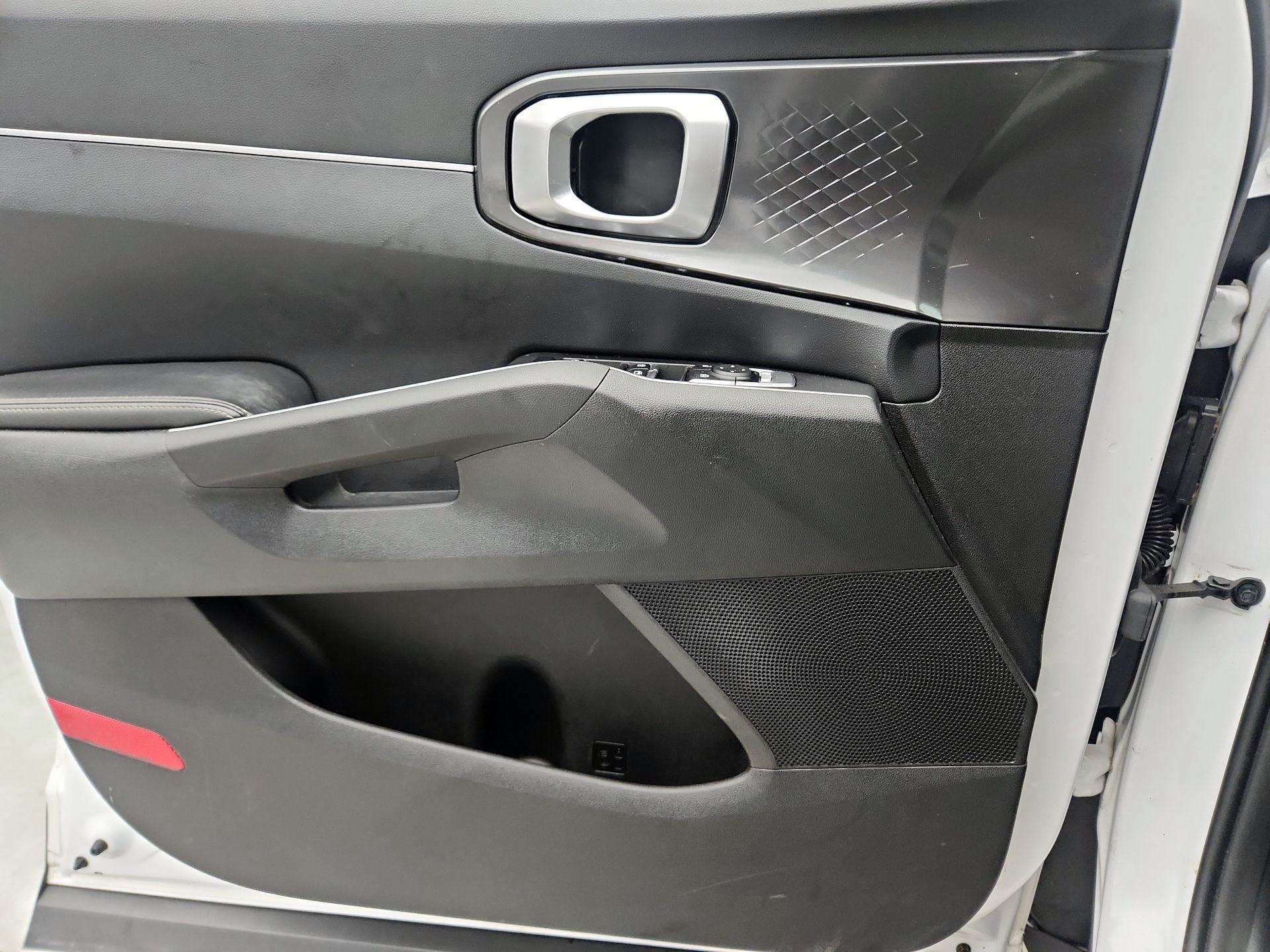 Thumbnail: 2021 Kia Sorento - 12