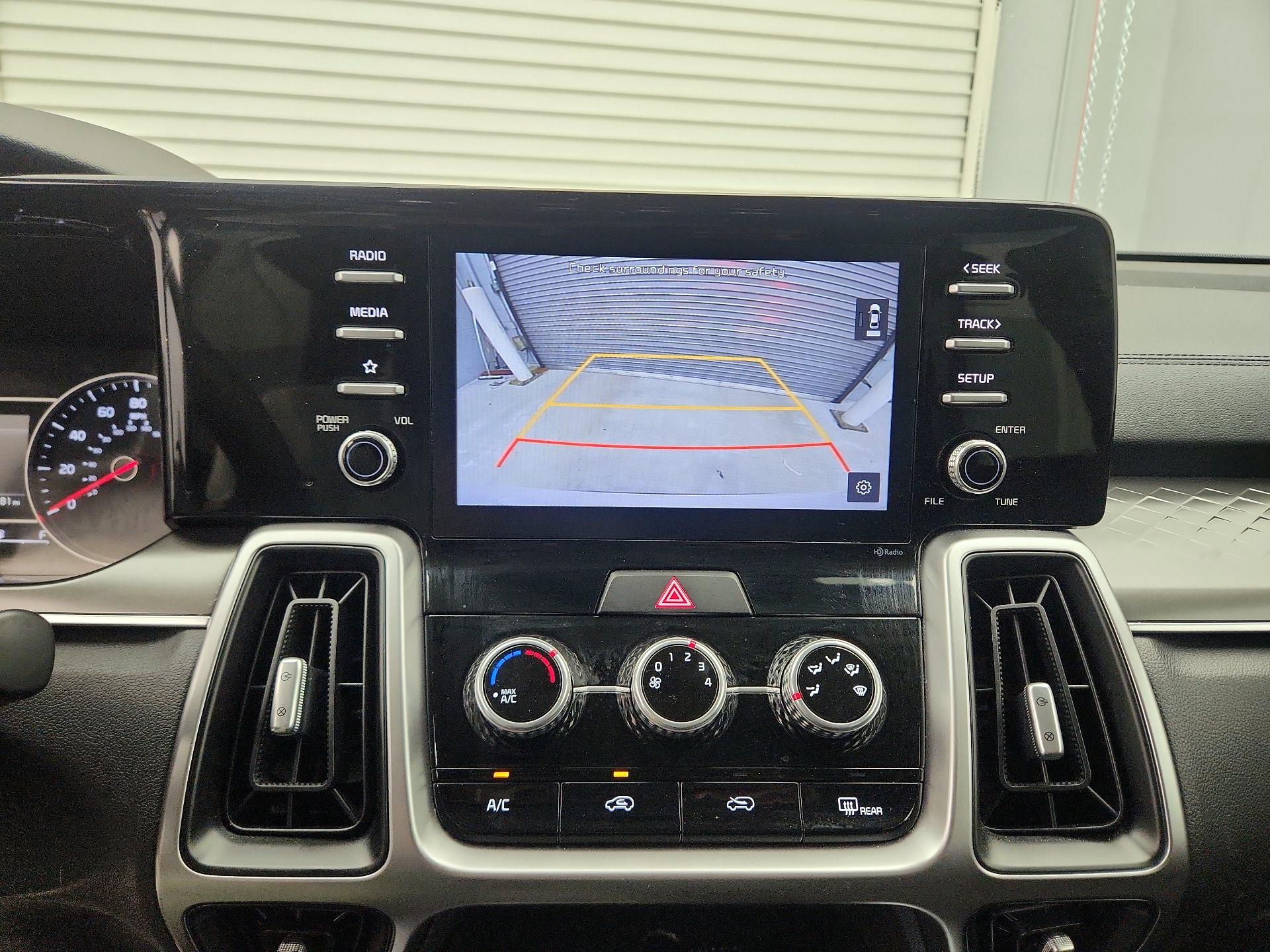 Thumbnail: 2021 Kia Sorento - 14