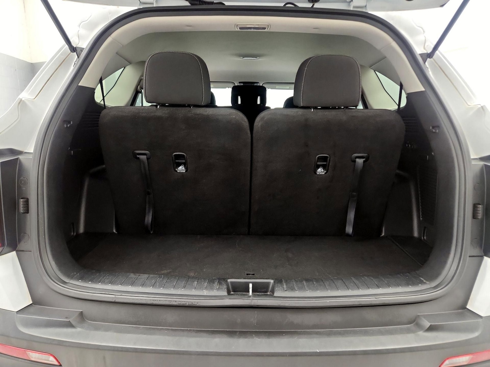 2021 Kia Sorento LX - Photo 22