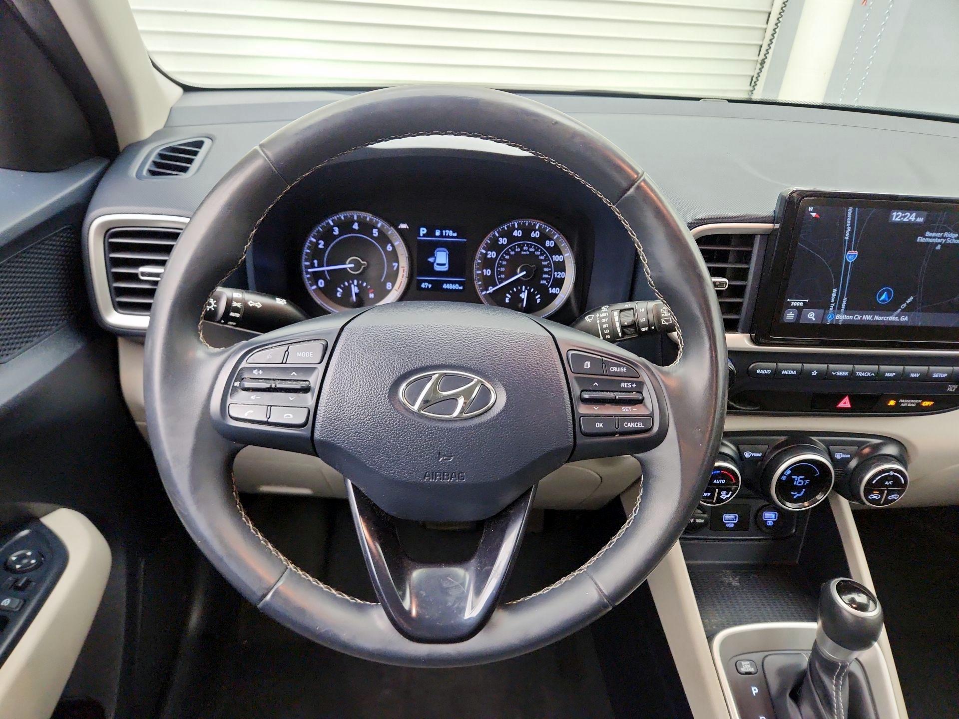 Thumbnail: 2021 Hyundai Venue - 10