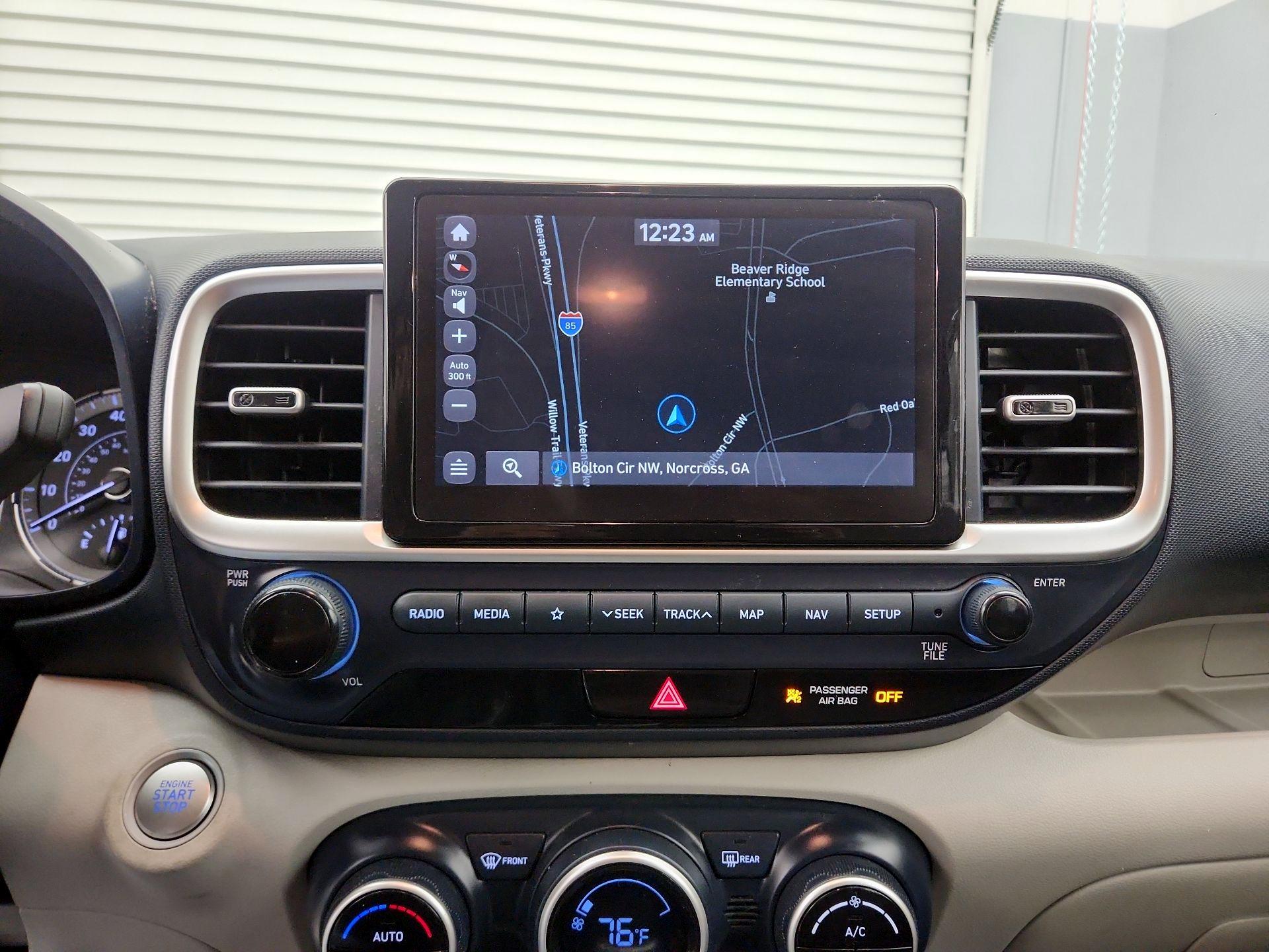 Thumbnail: 2021 Hyundai Venue - 14