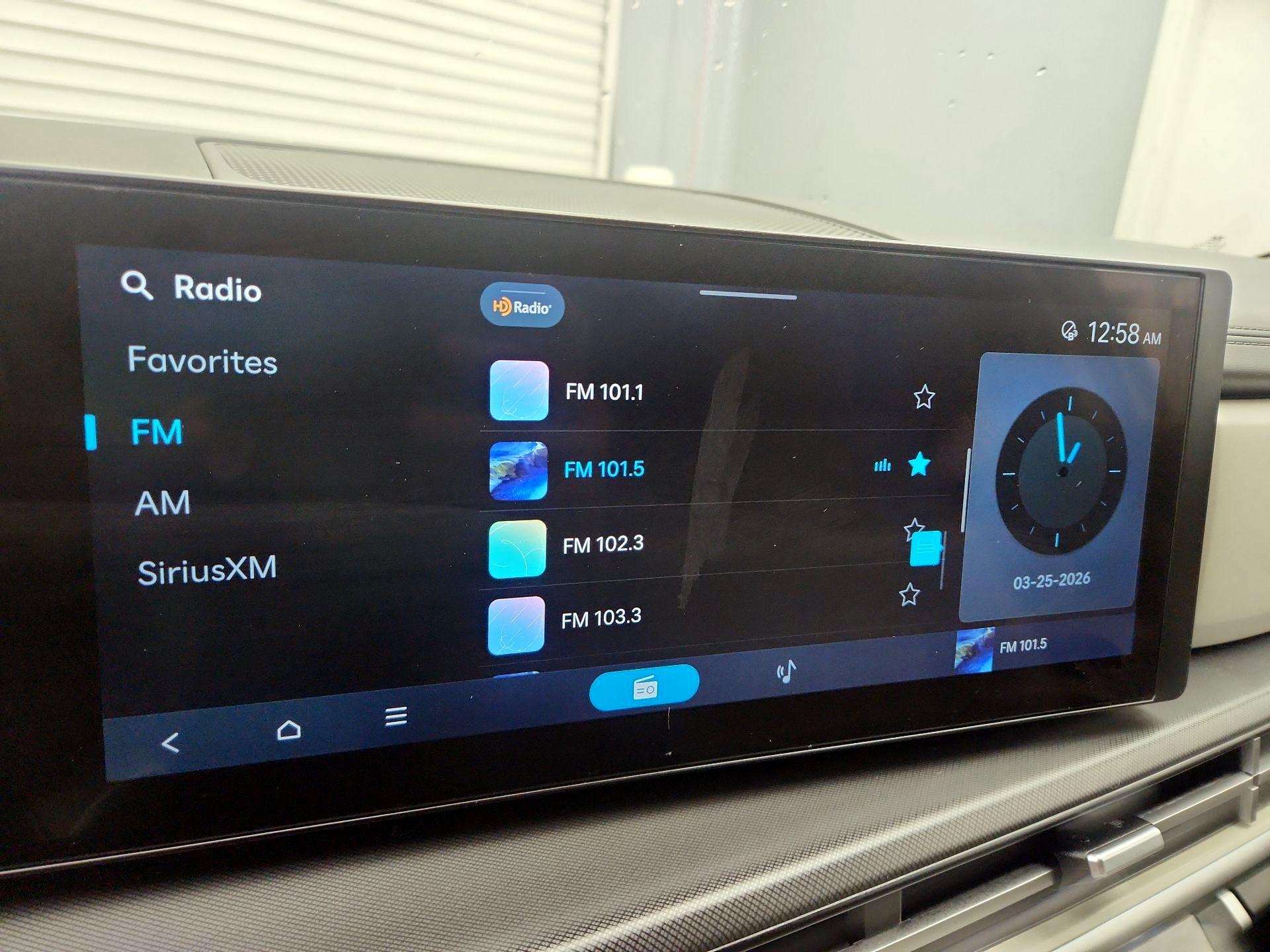 Thumbnail: 2025 Hyundai Santa Fe - 15