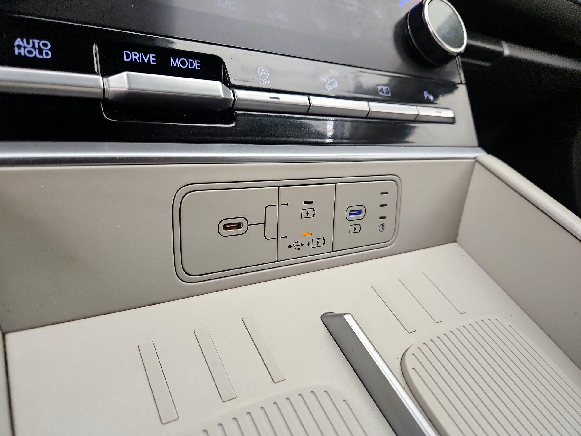 Thumbnail: 2025 Hyundai Santa Fe - 18