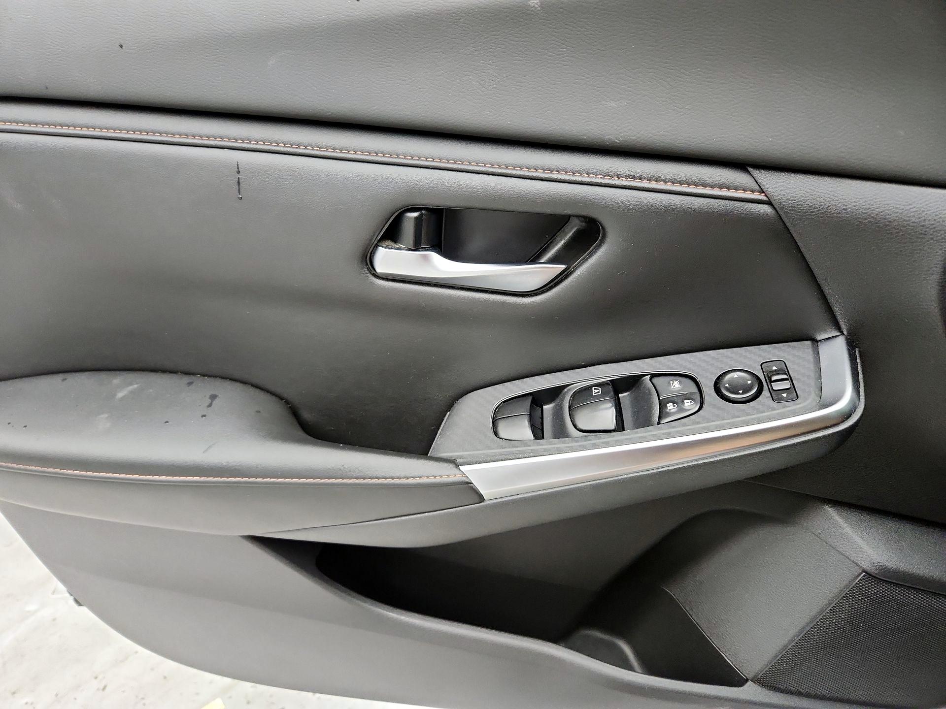 Thumbnail: 2021 Nissan Sentra - 12