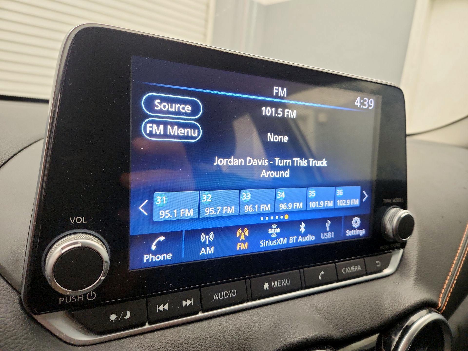 Thumbnail: 2021 Nissan Sentra - 15