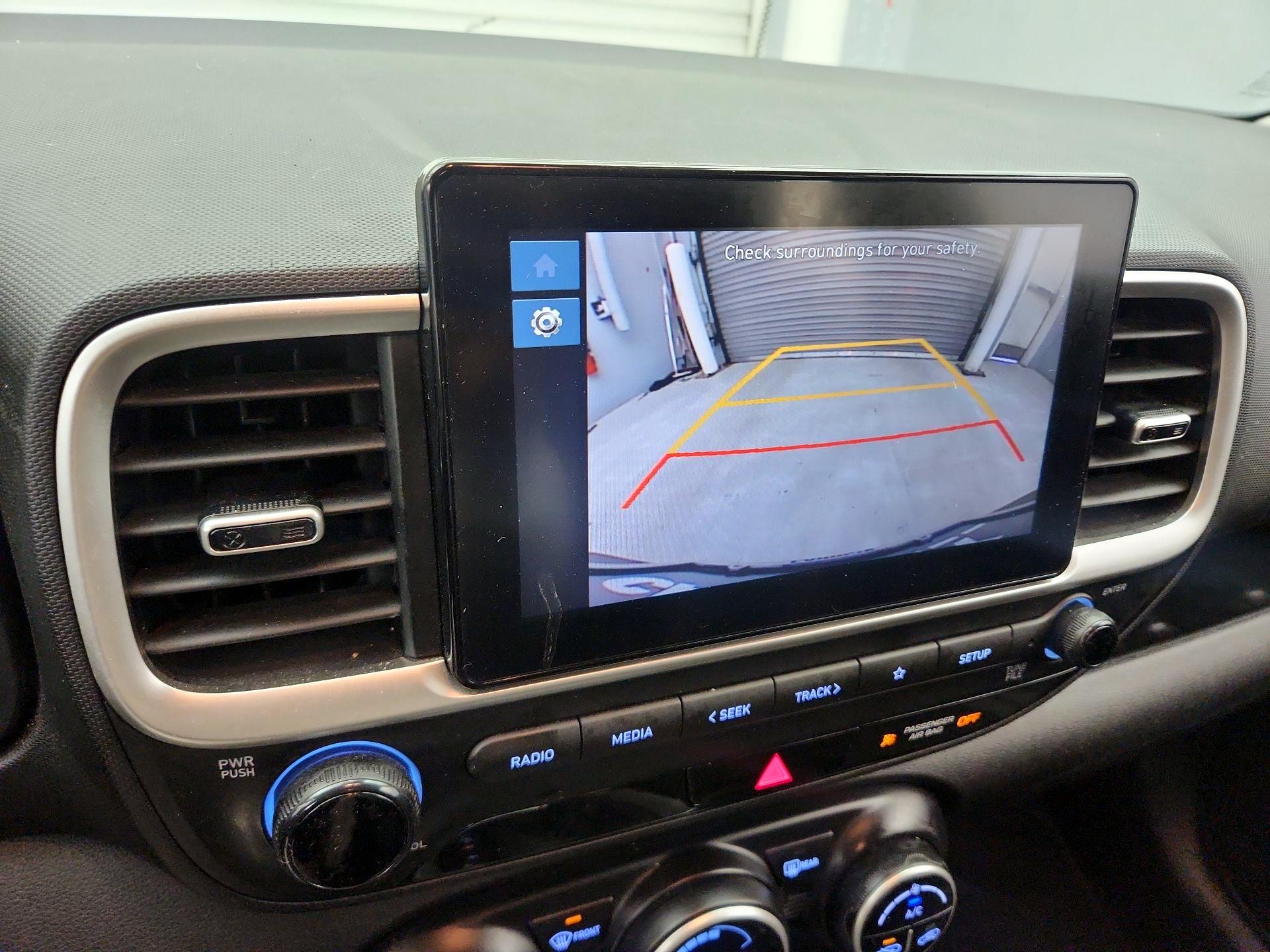 Thumbnail: 2023 Hyundai Venue - 14