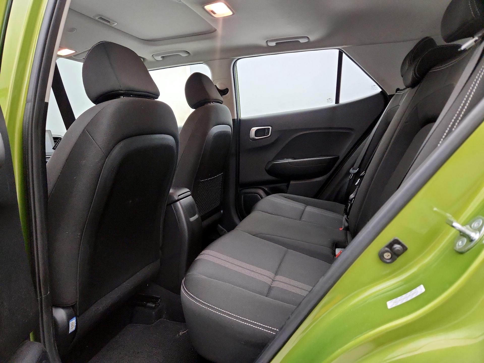 Thumbnail: 2023 Hyundai Venue - 20