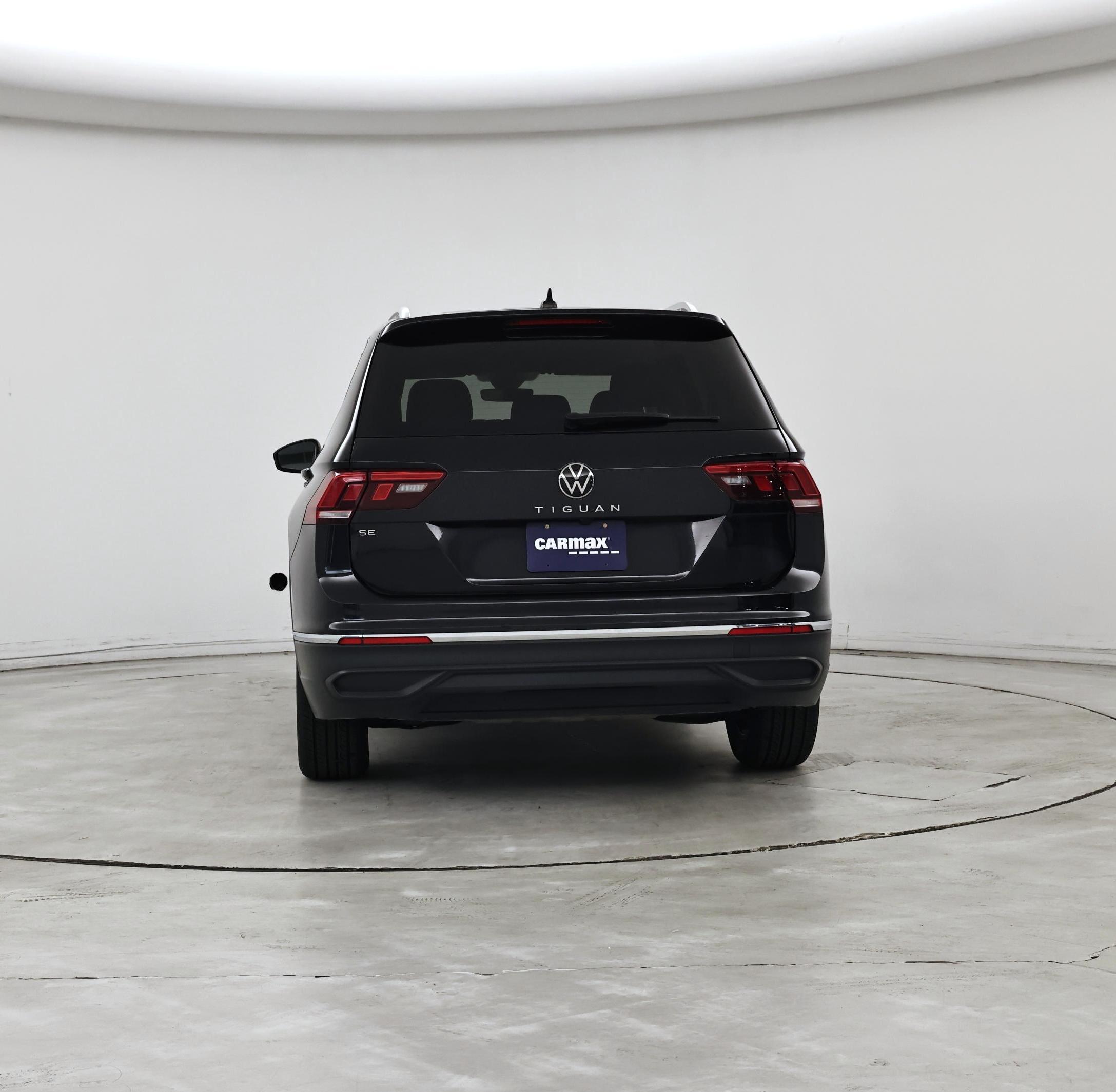 Thumbnail: 2024 Volkswagen Tiguan - 6