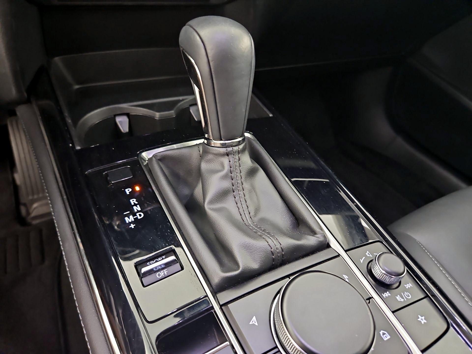 Thumbnail: 2023 Mazda CX-30 - 17