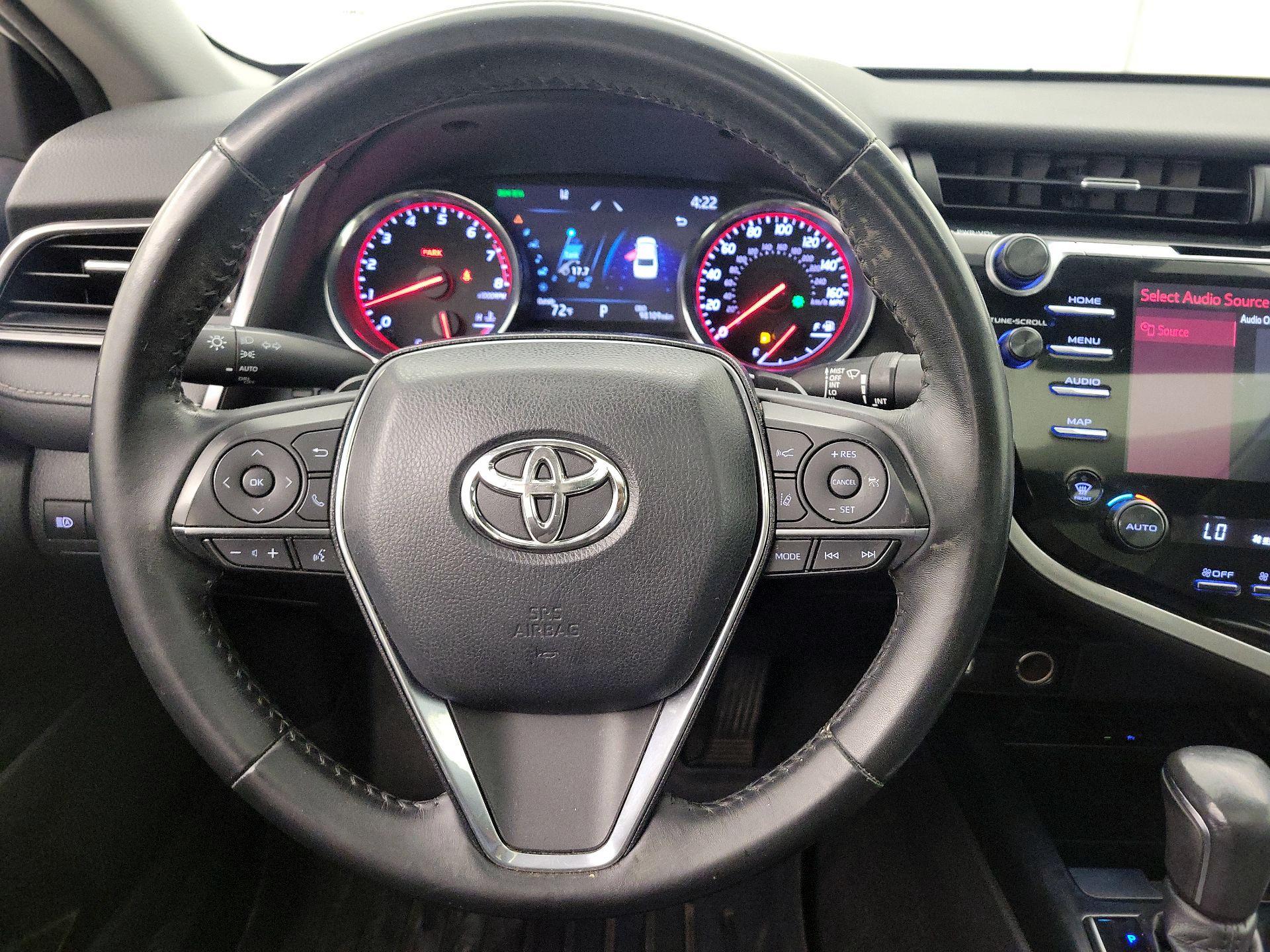 Thumbnail: 2020 Toyota Camry - 10