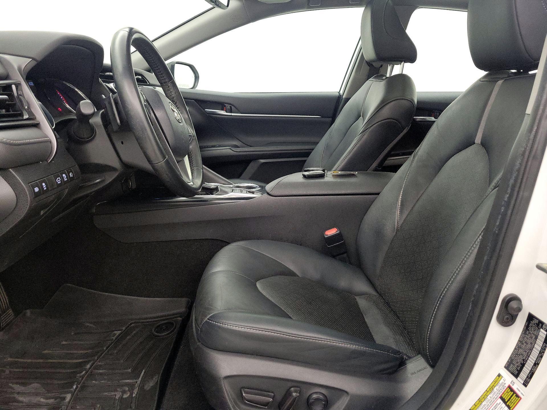 Thumbnail: 2020 Toyota Camry - 11