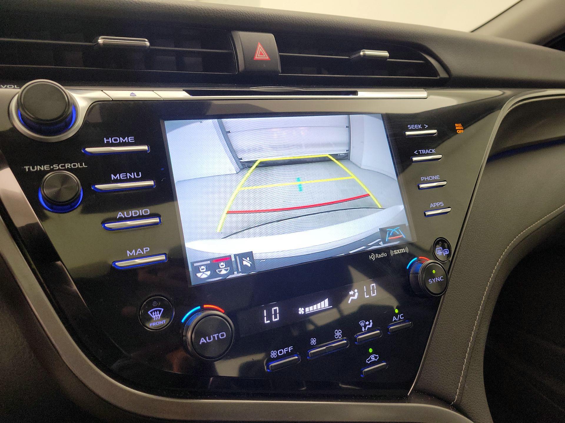 Thumbnail: 2020 Toyota Camry - 14