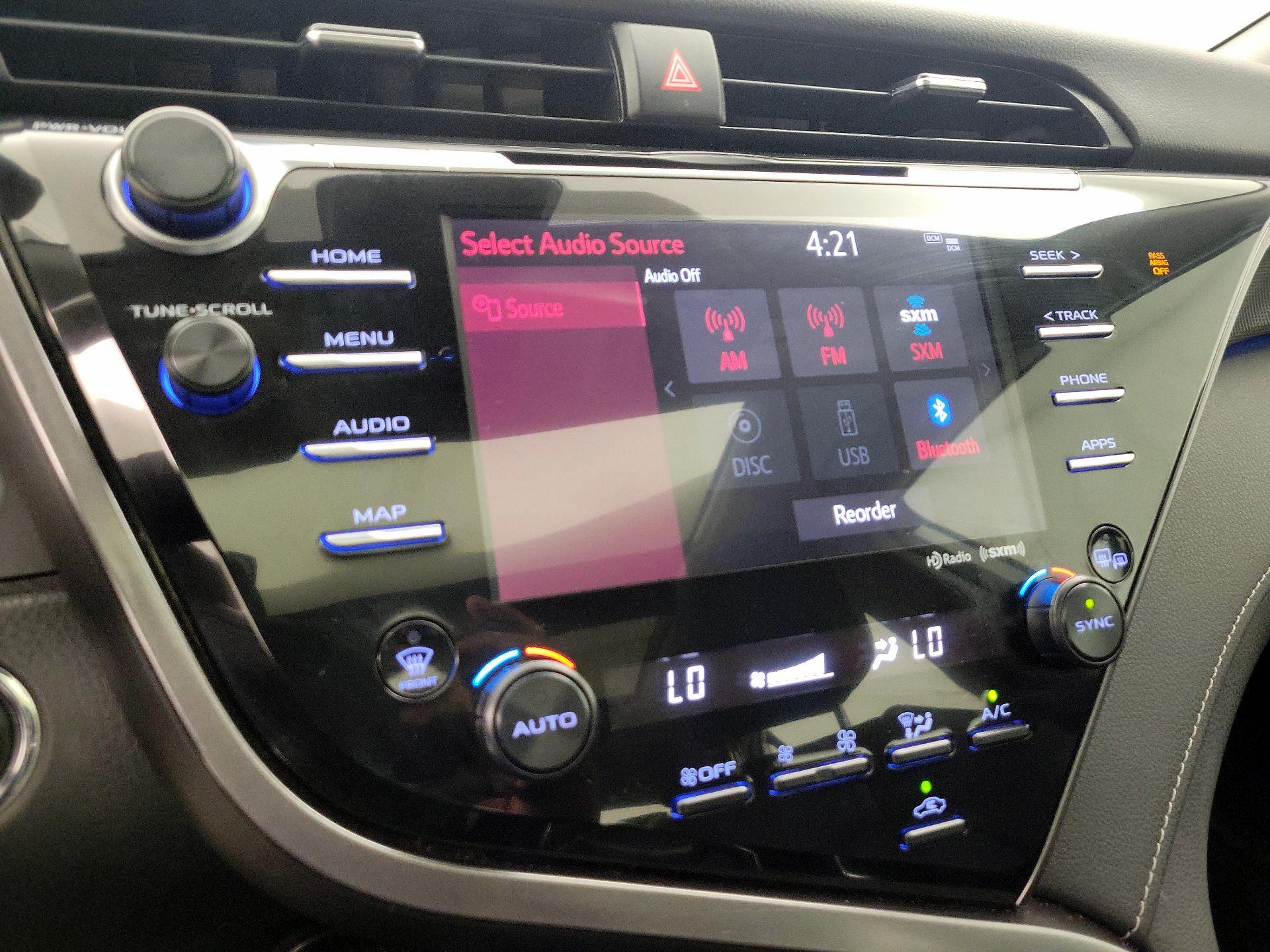 Thumbnail: 2020 Toyota Camry - 15