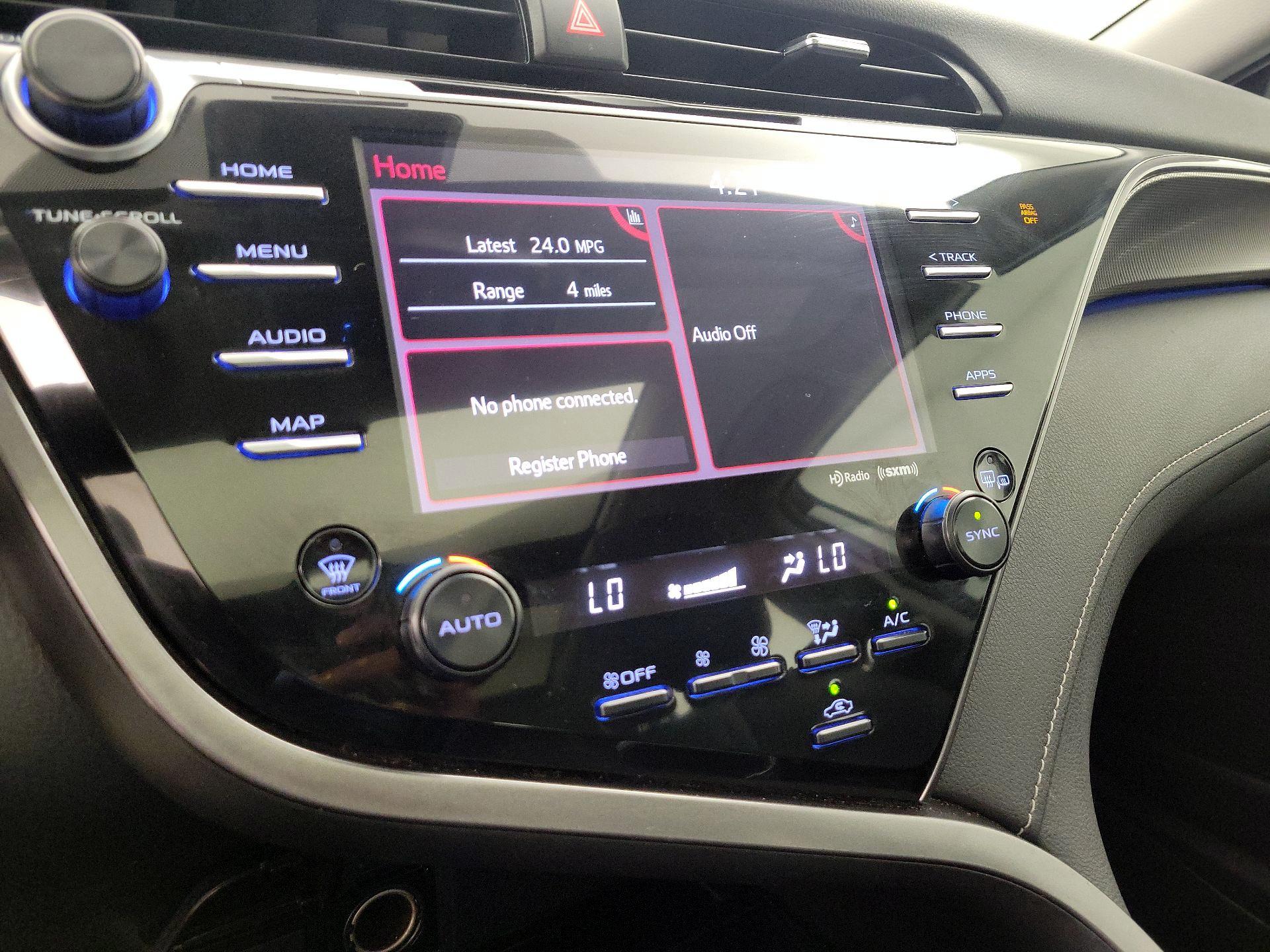 Thumbnail: 2020 Toyota Camry - 16