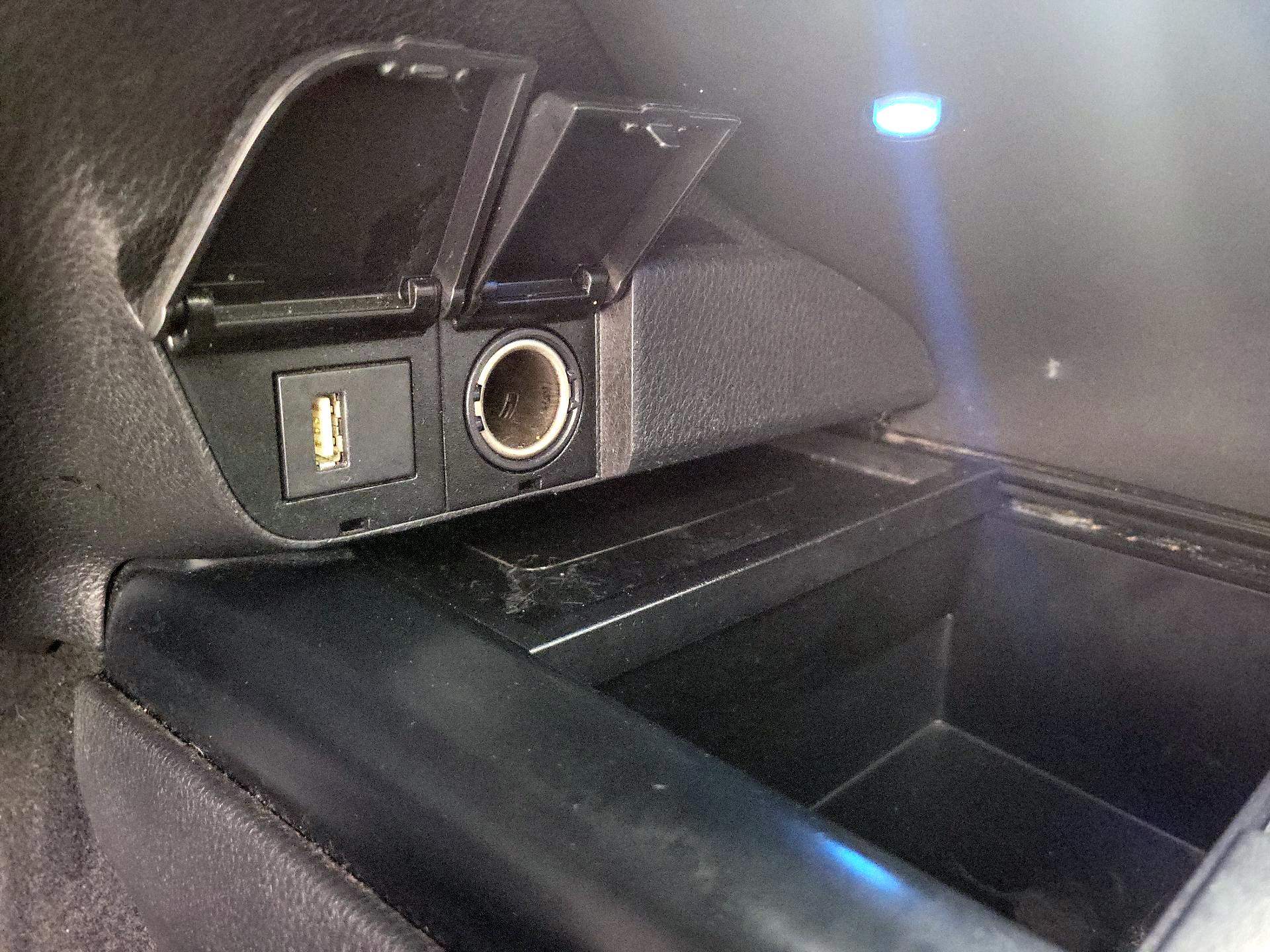 Thumbnail: 2020 Toyota Camry - 18