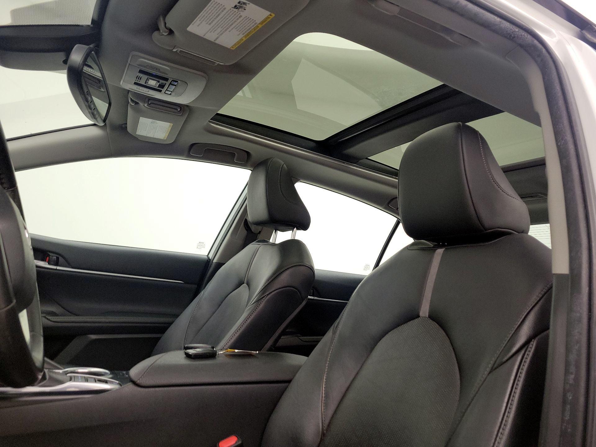 Thumbnail: 2020 Toyota Camry - 19