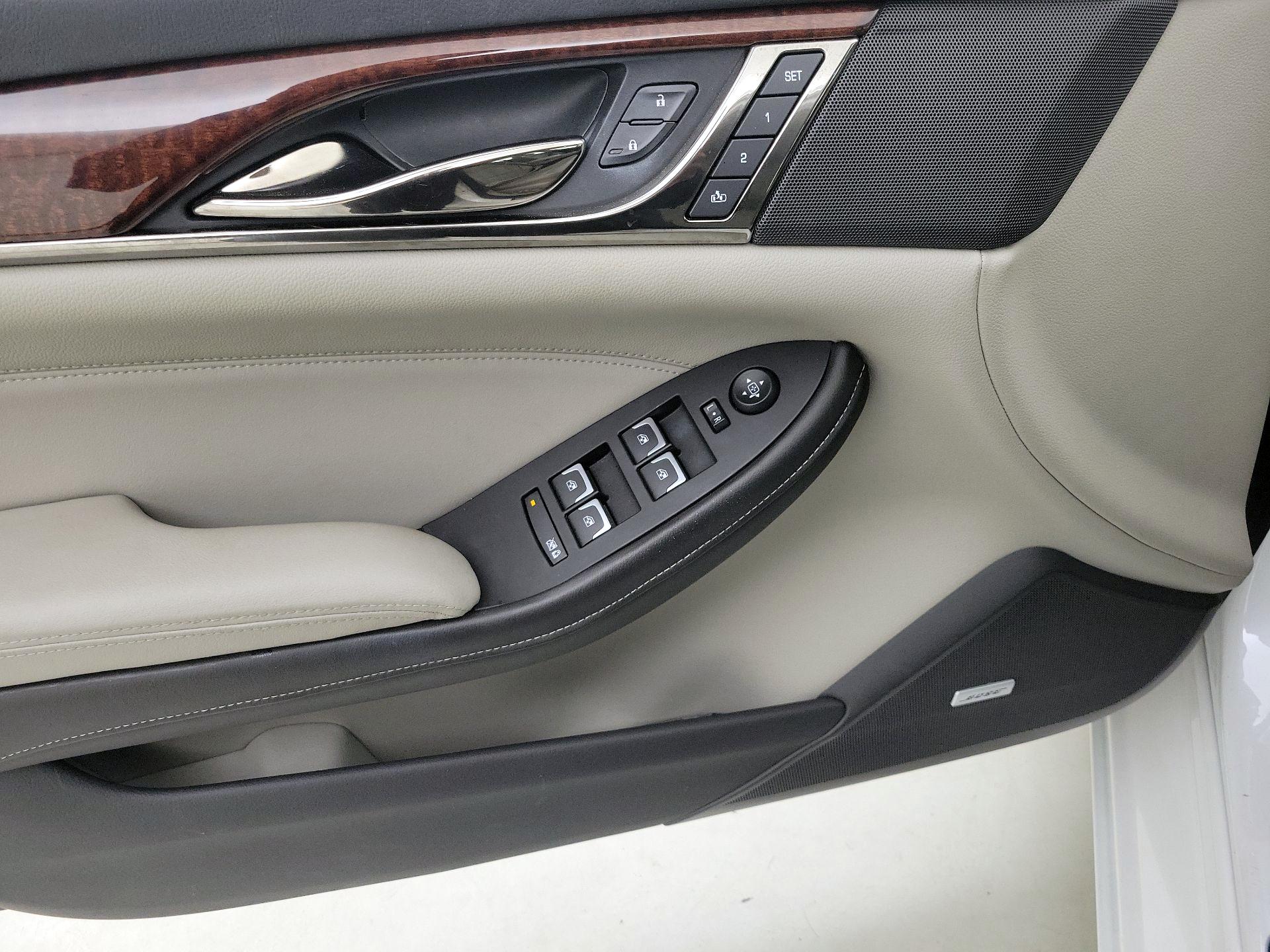 Thumbnail: 2019 Cadillac CTS - 12