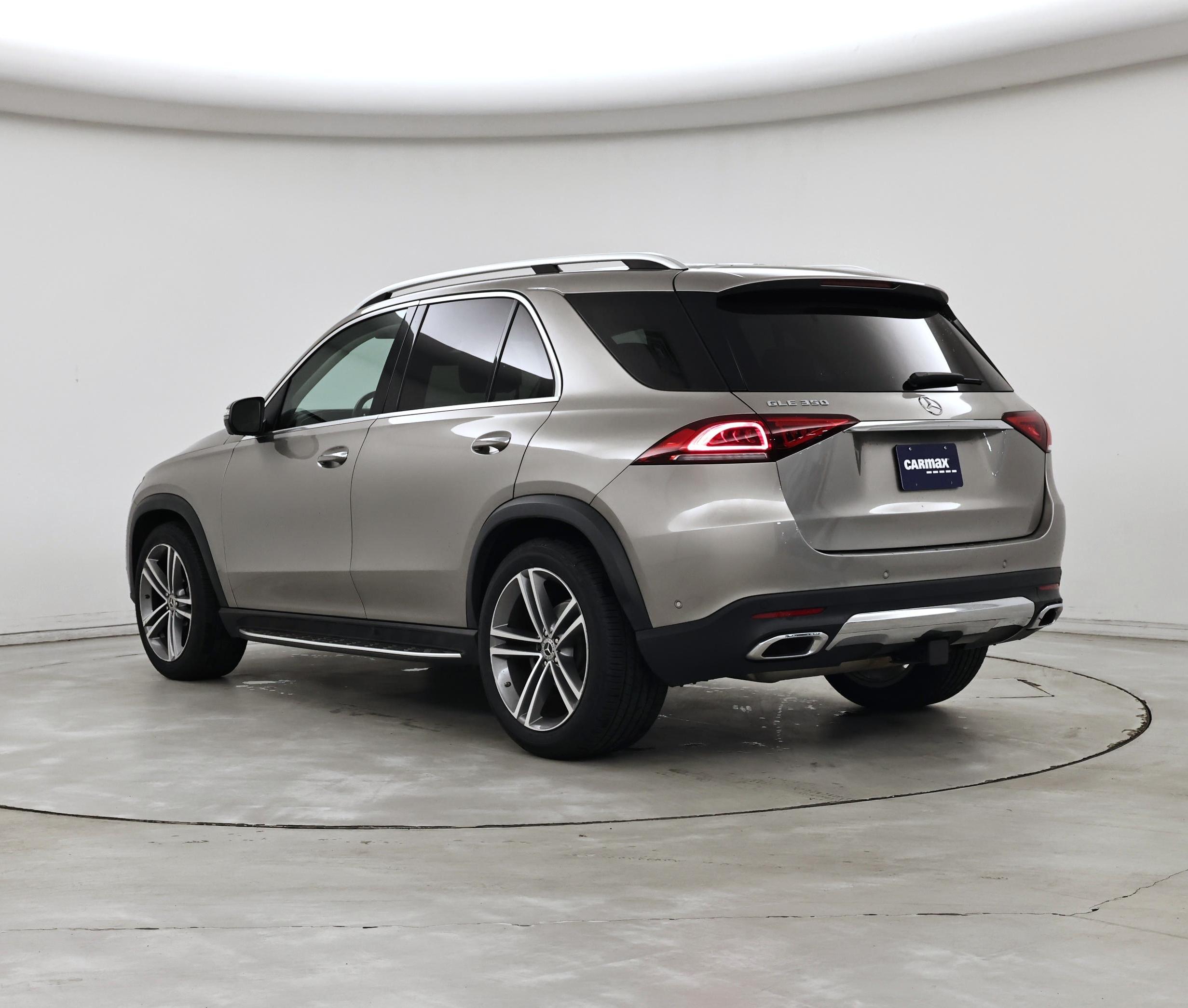 Thumbnail: 2021 Mercedes-Benz GLE - 2