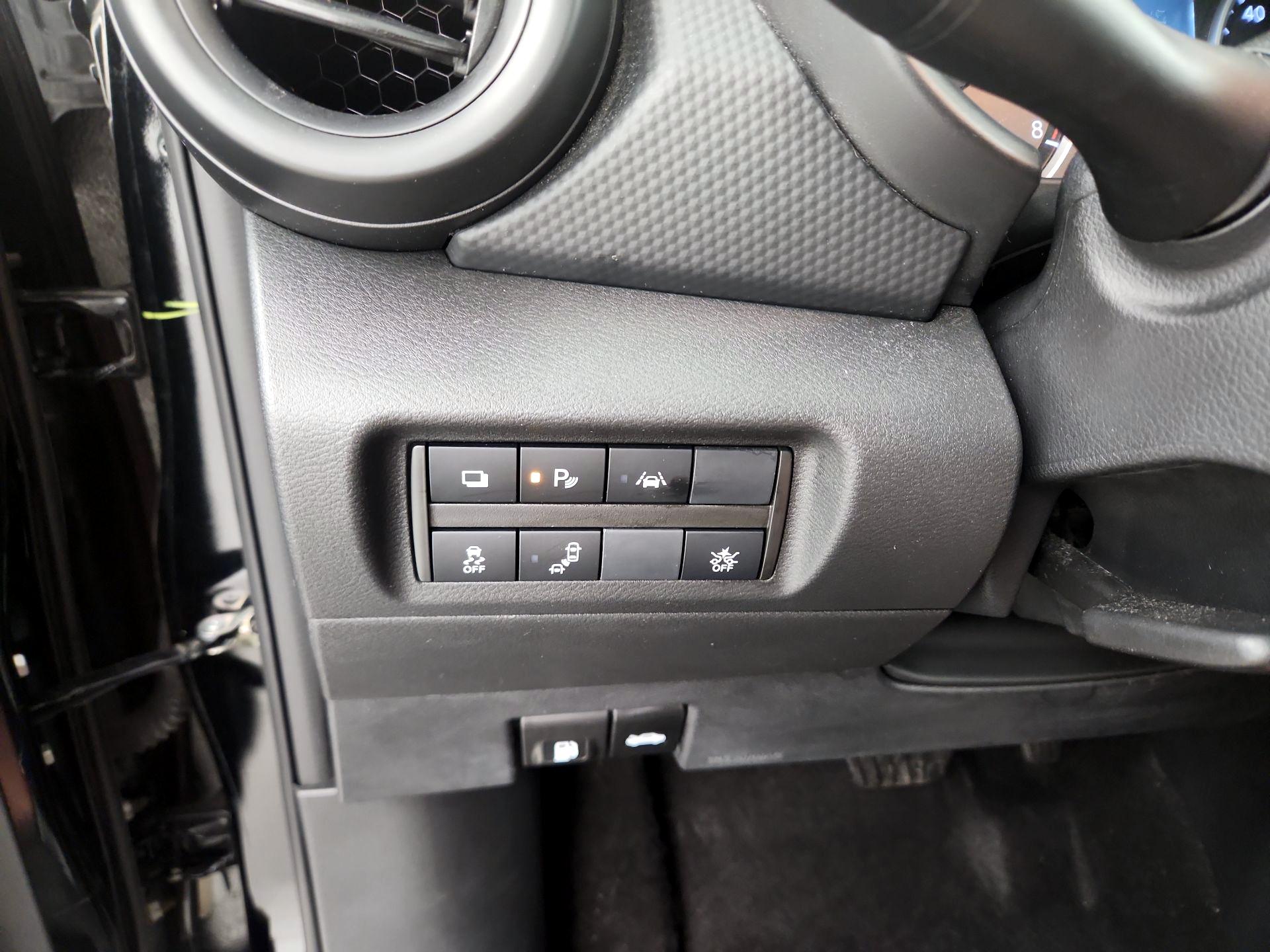 Thumbnail: 2021 Nissan Kicks - 13